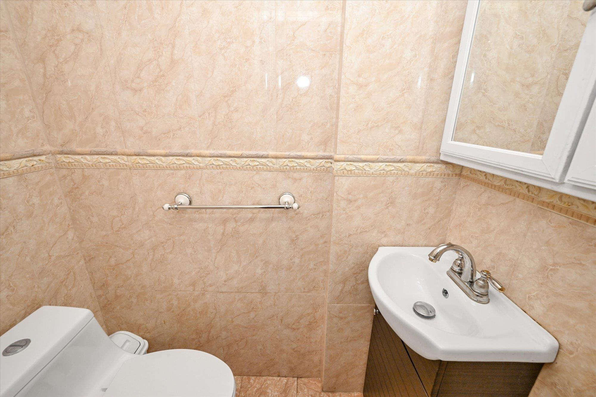 Single Family Hoover Queens, NY 11435, MLS-884218-7