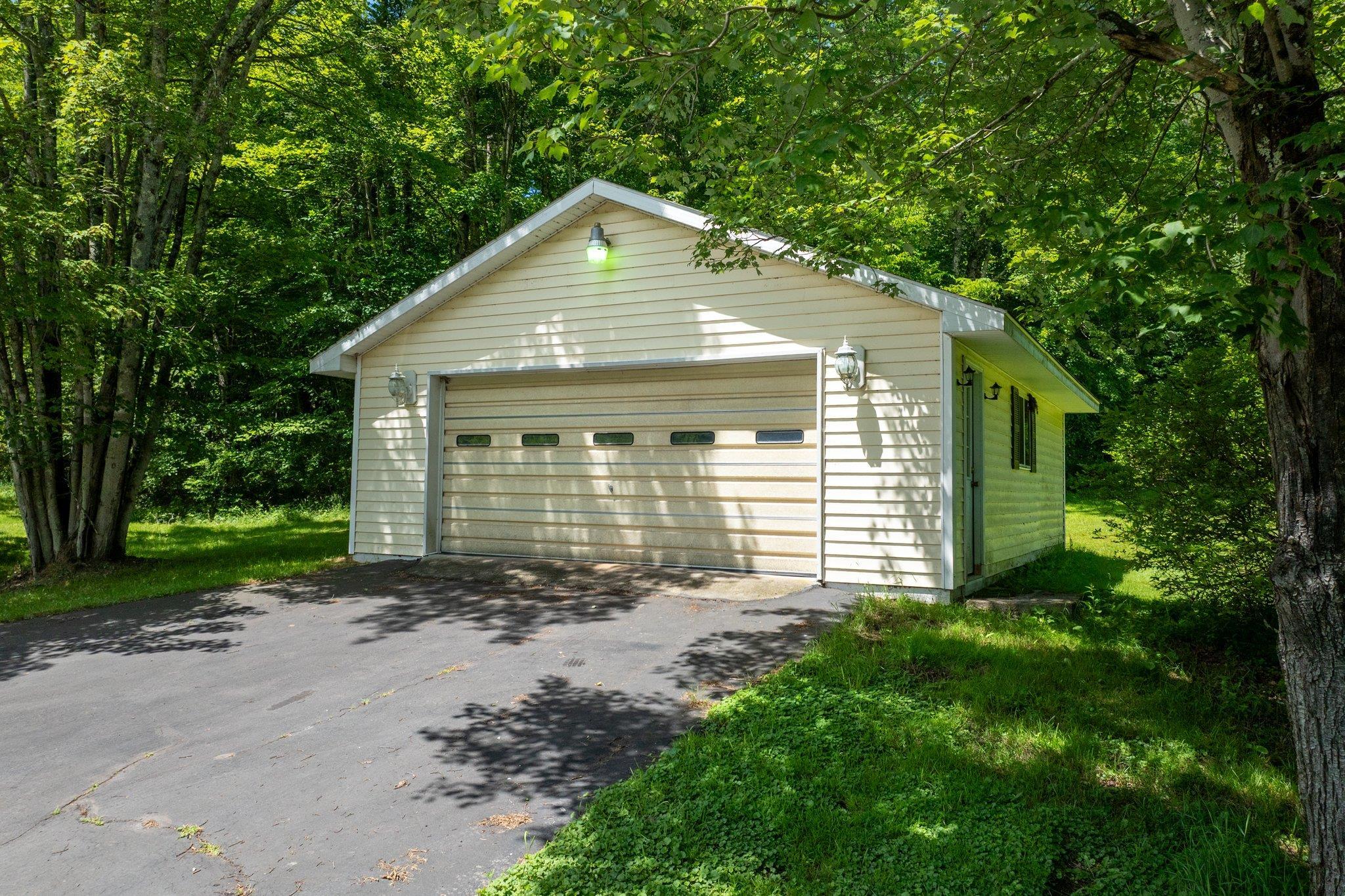 Single Family 10  Hoffman Road  Sullivan County, NY 12736, MLS-884242-30