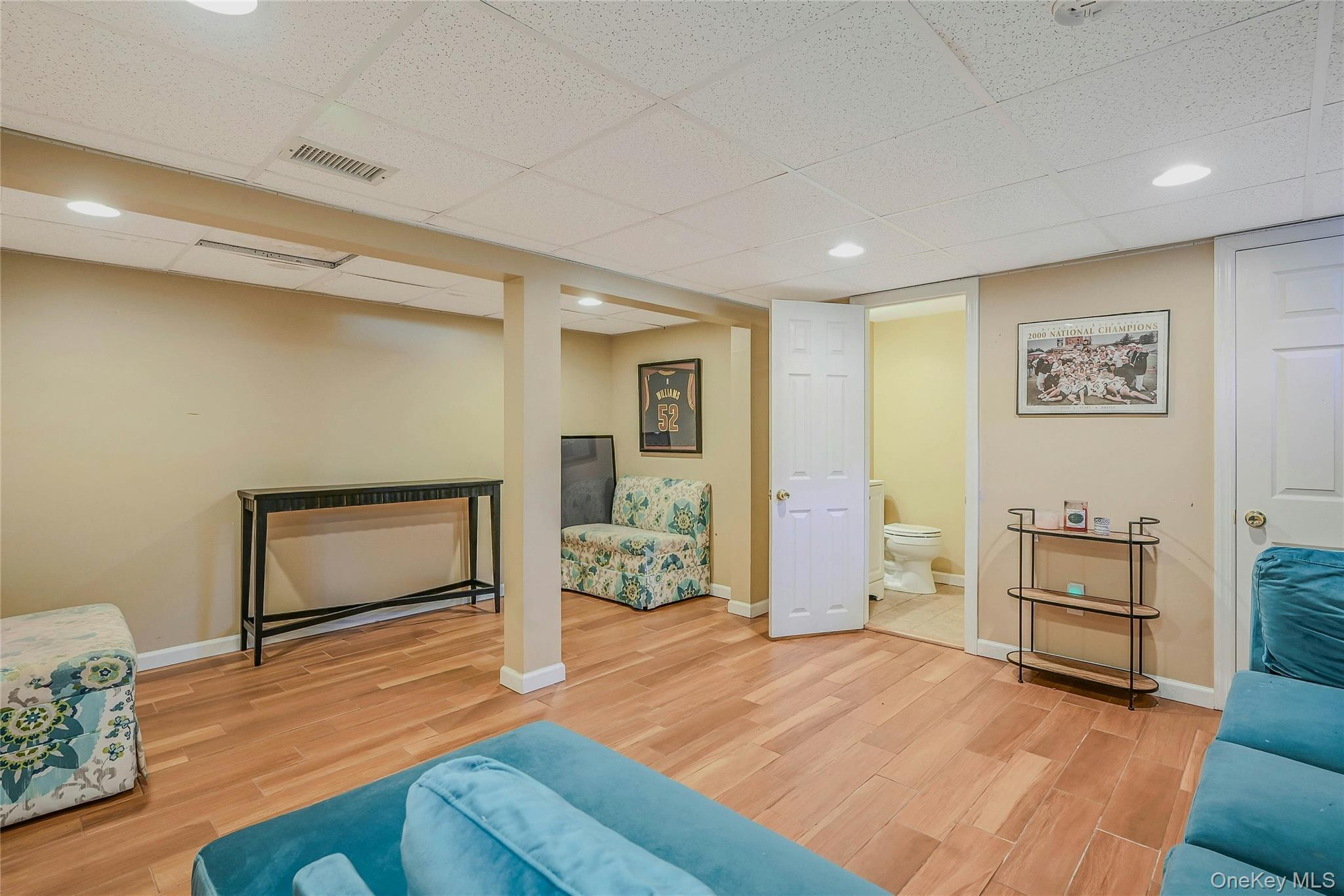 Single Family Settlers  Suffolk County, NY 11733, MLS-884277-28