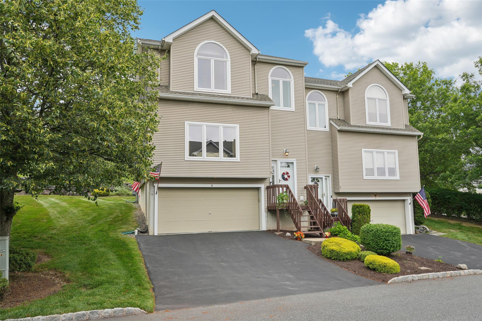 Single Family Cliffside Court  Orange County, NY 10930, MLS-884278-2