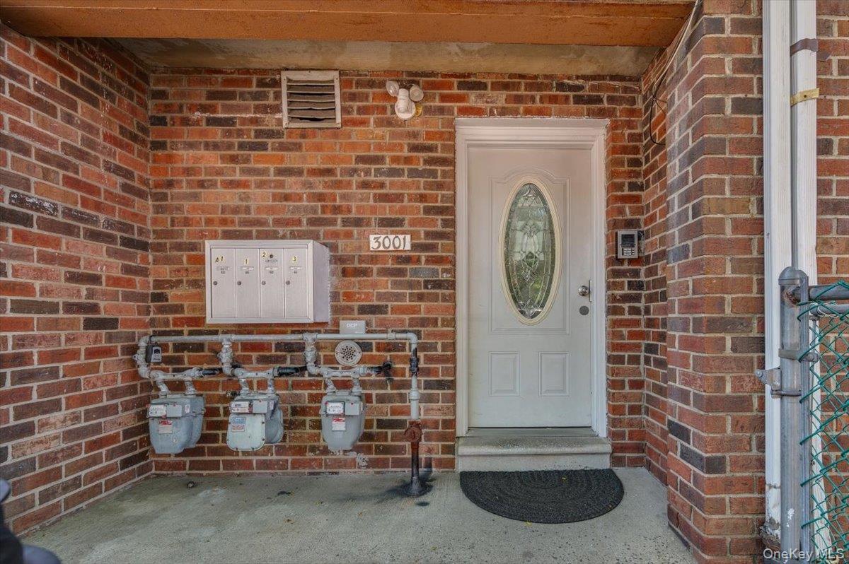 Single Family Olinville  Bronx, NY 10467, MLS-884283-3