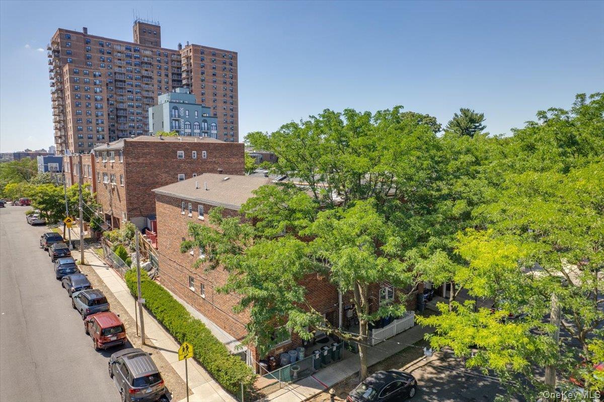 Single Family Olinville  Bronx, NY 10467, MLS-884283-4