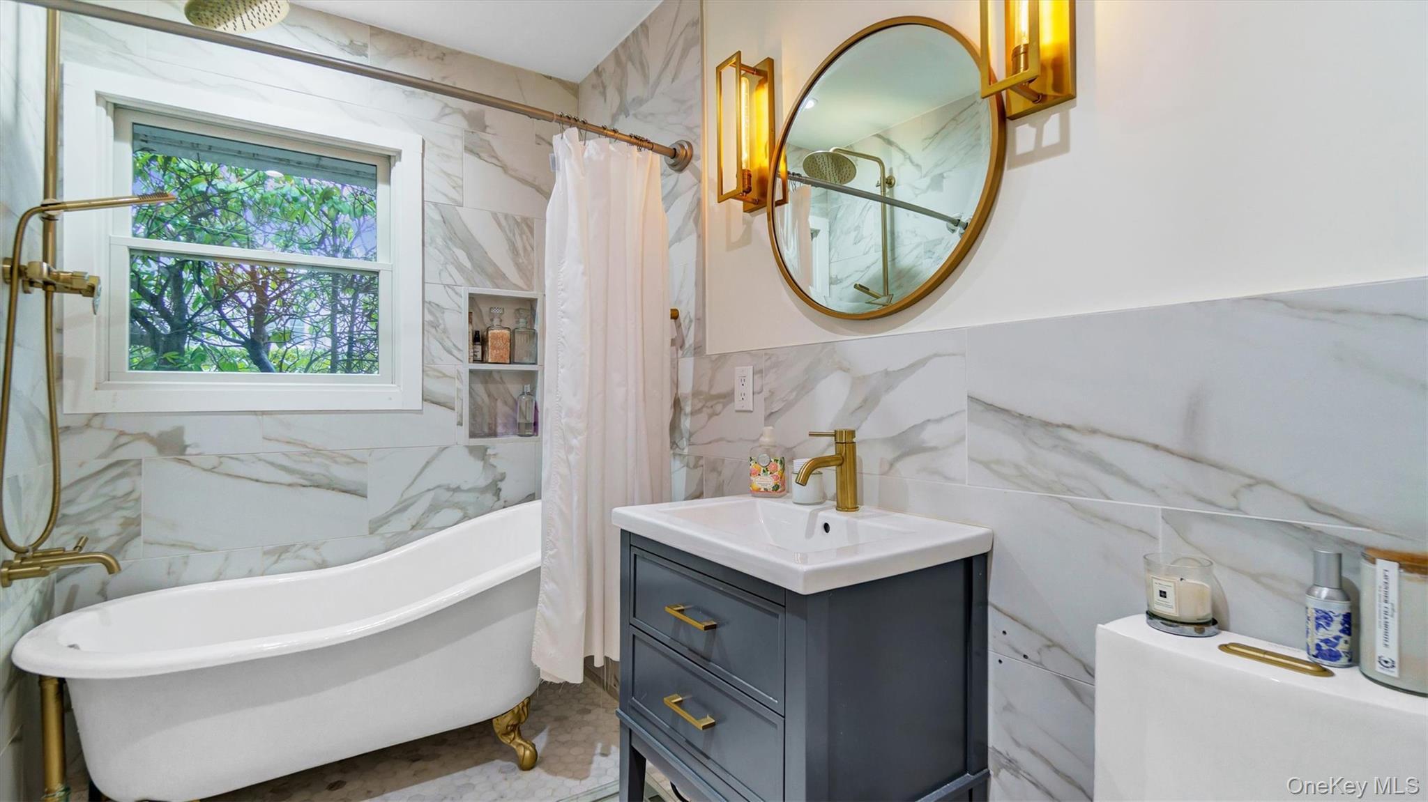 Single Family Church Suffolk County, NY 11901, MLS-884321-16