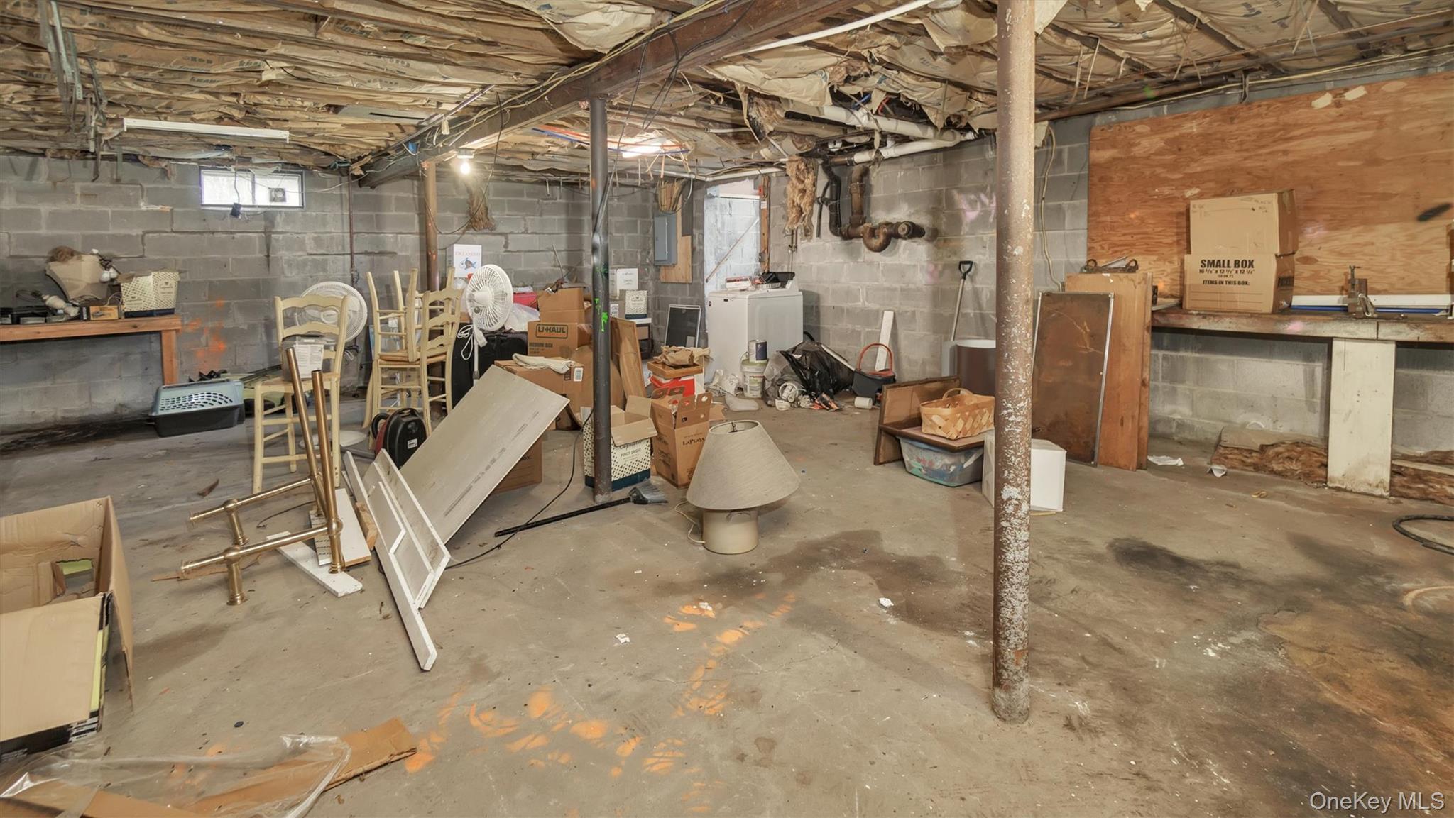 Single Family Church Suffolk County, NY 11901, MLS-884321-21