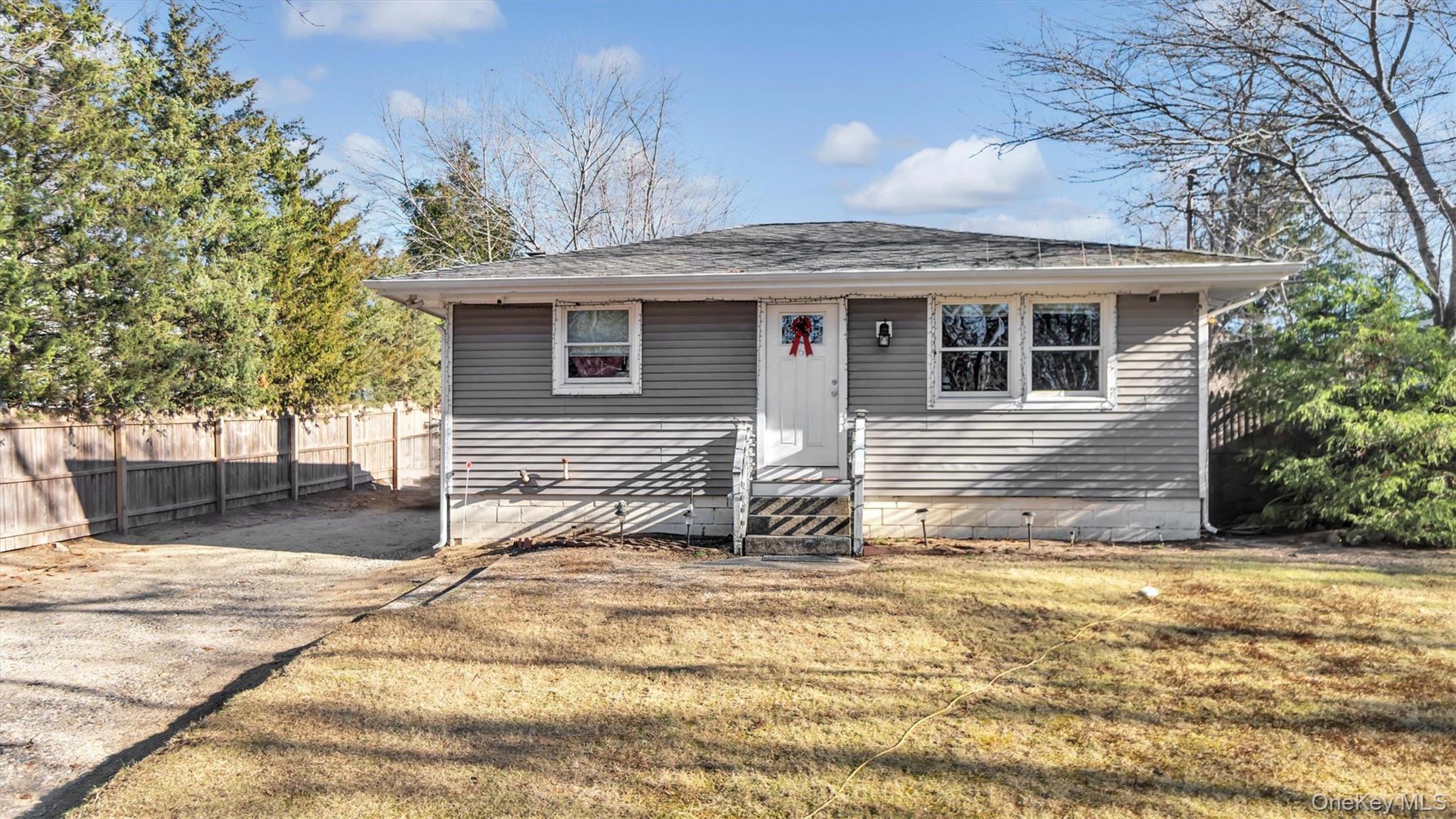 Single Family Church Suffolk County, NY 11901, MLS-884321-22