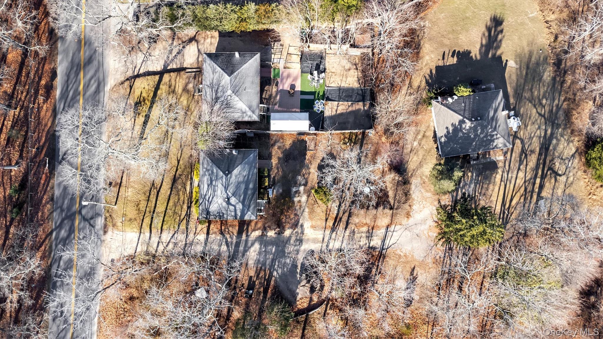 Single Family Church  Suffolk County, NY 11901, MLS-884321-31