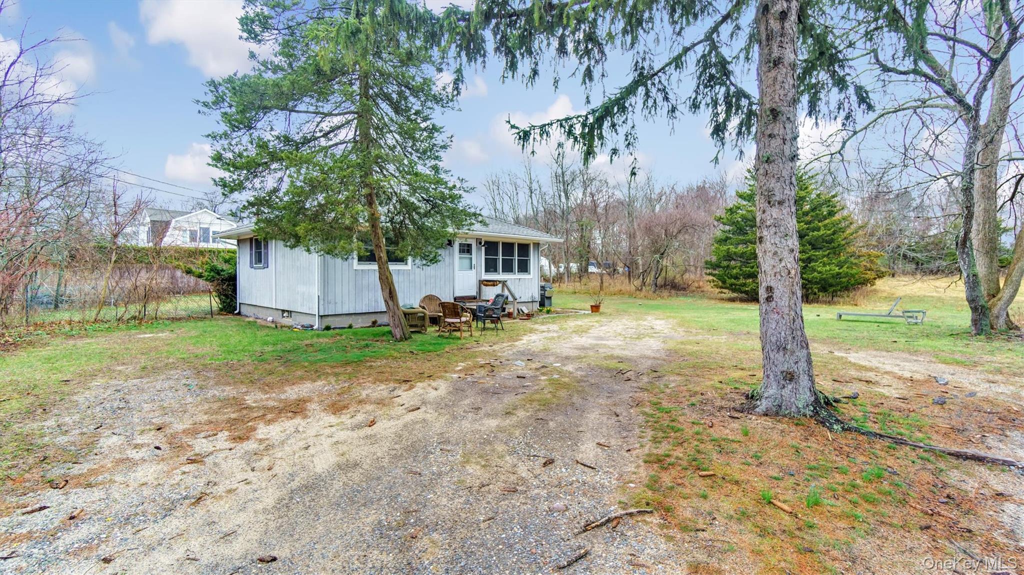 Single Family Church Suffolk County, NY 11901, MLS-884321-6