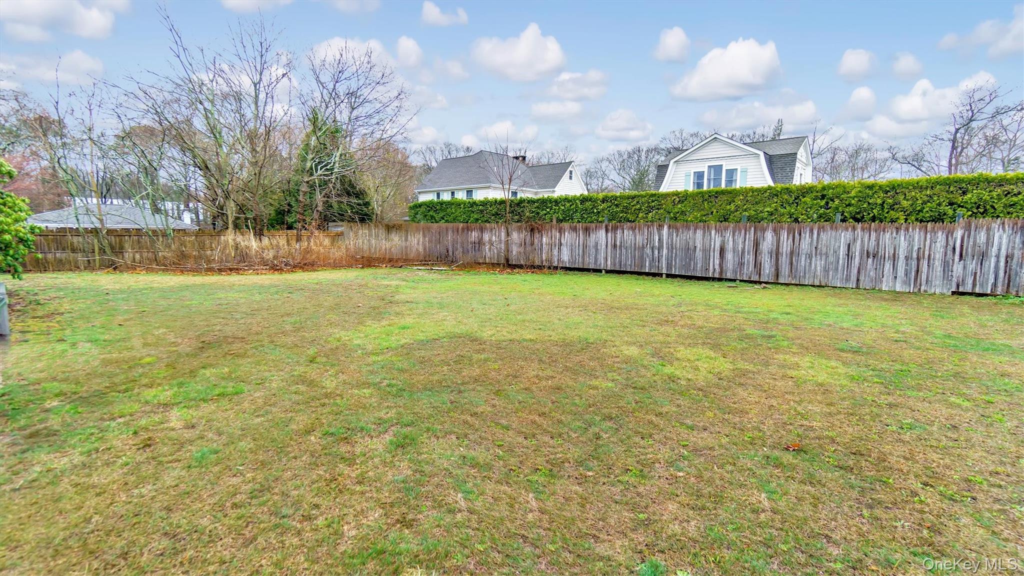 Single Family Church Suffolk County, NY 11901, MLS-884321-9