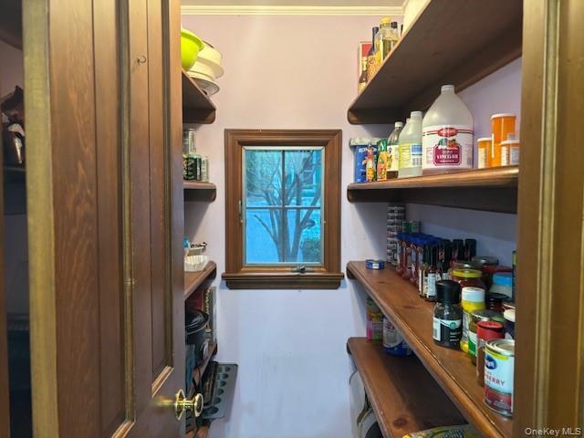 Single Family Walnut  Nassau County, NY 11563, MLS-884324-13