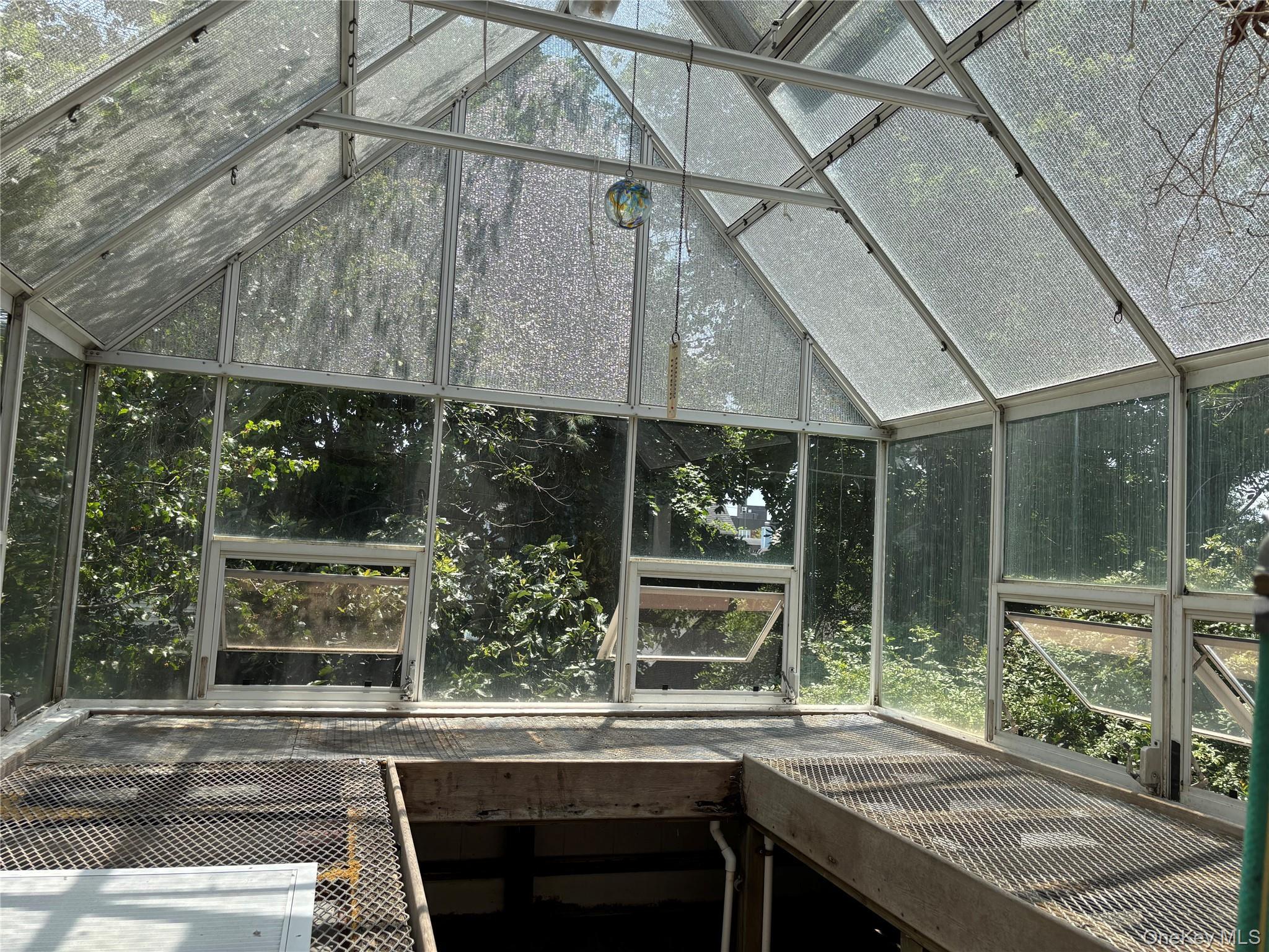 Single Family Walnut  Nassau County, NY 11563, MLS-884324-22