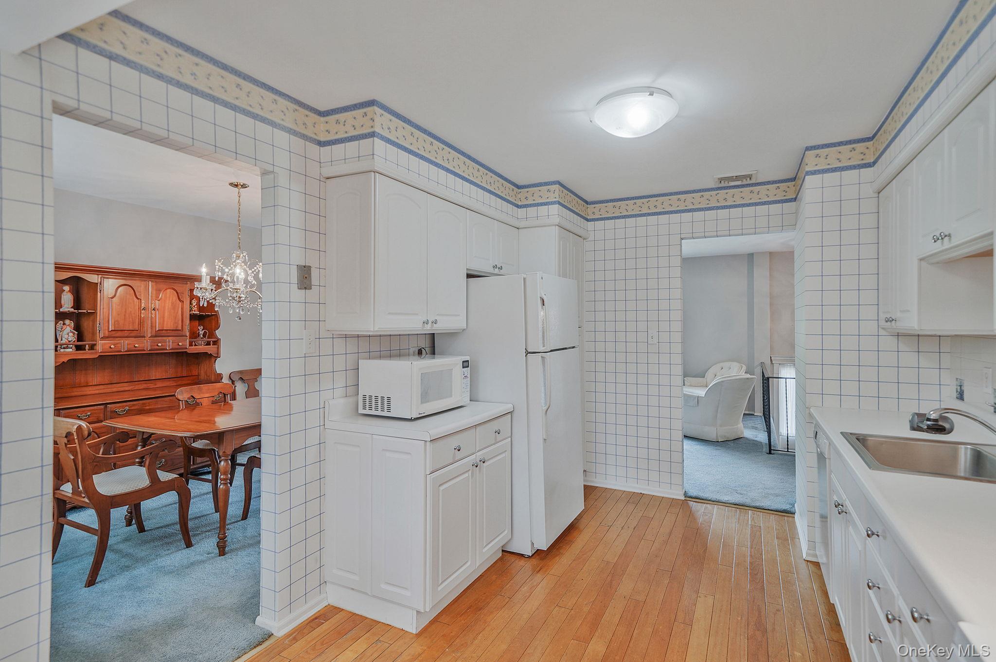 Single Family Bohemia  Suffolk County, NY 11782, MLS-884339-10