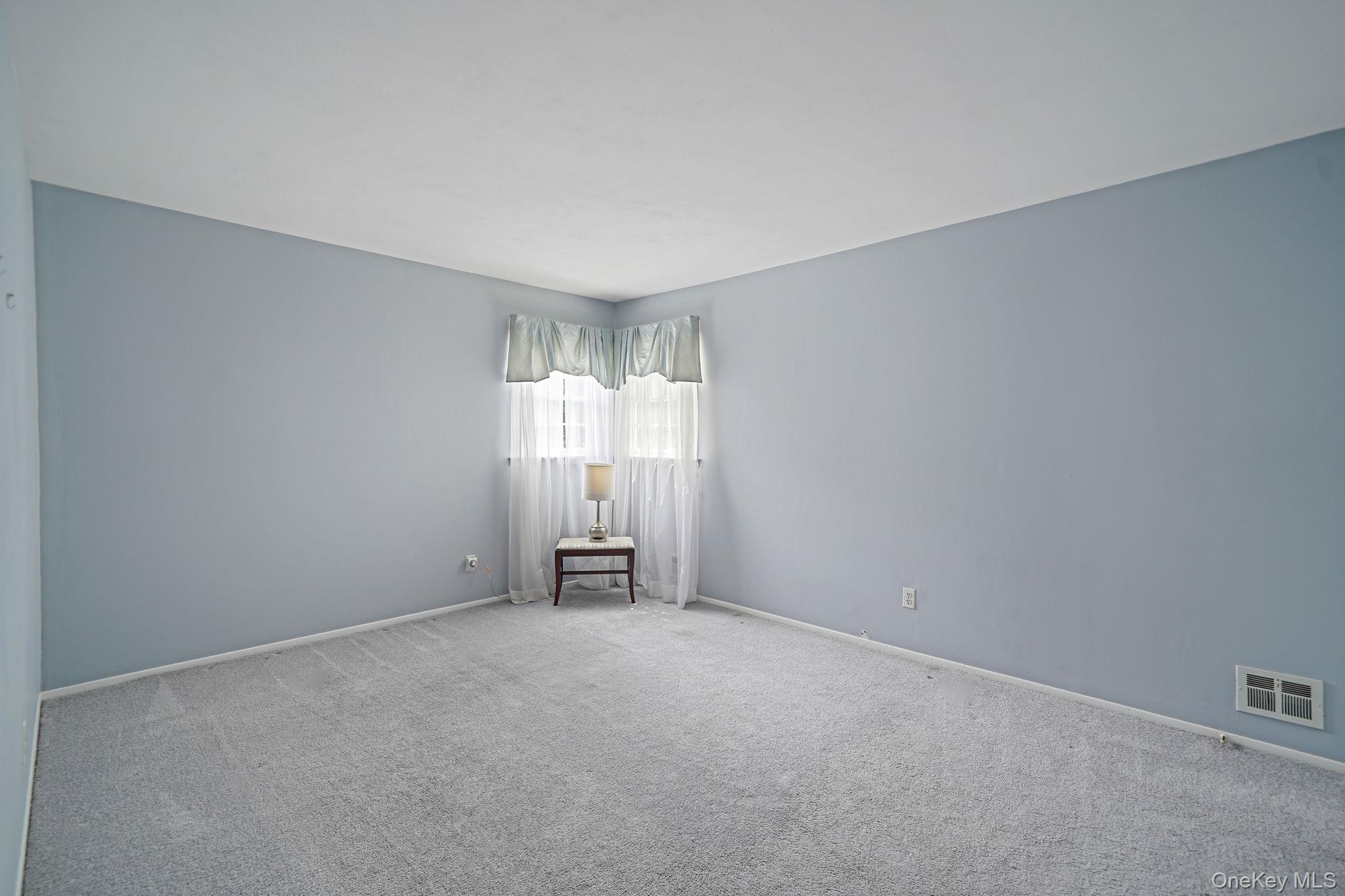 Single Family Bohemia  Suffolk County, NY 11782, MLS-884339-12