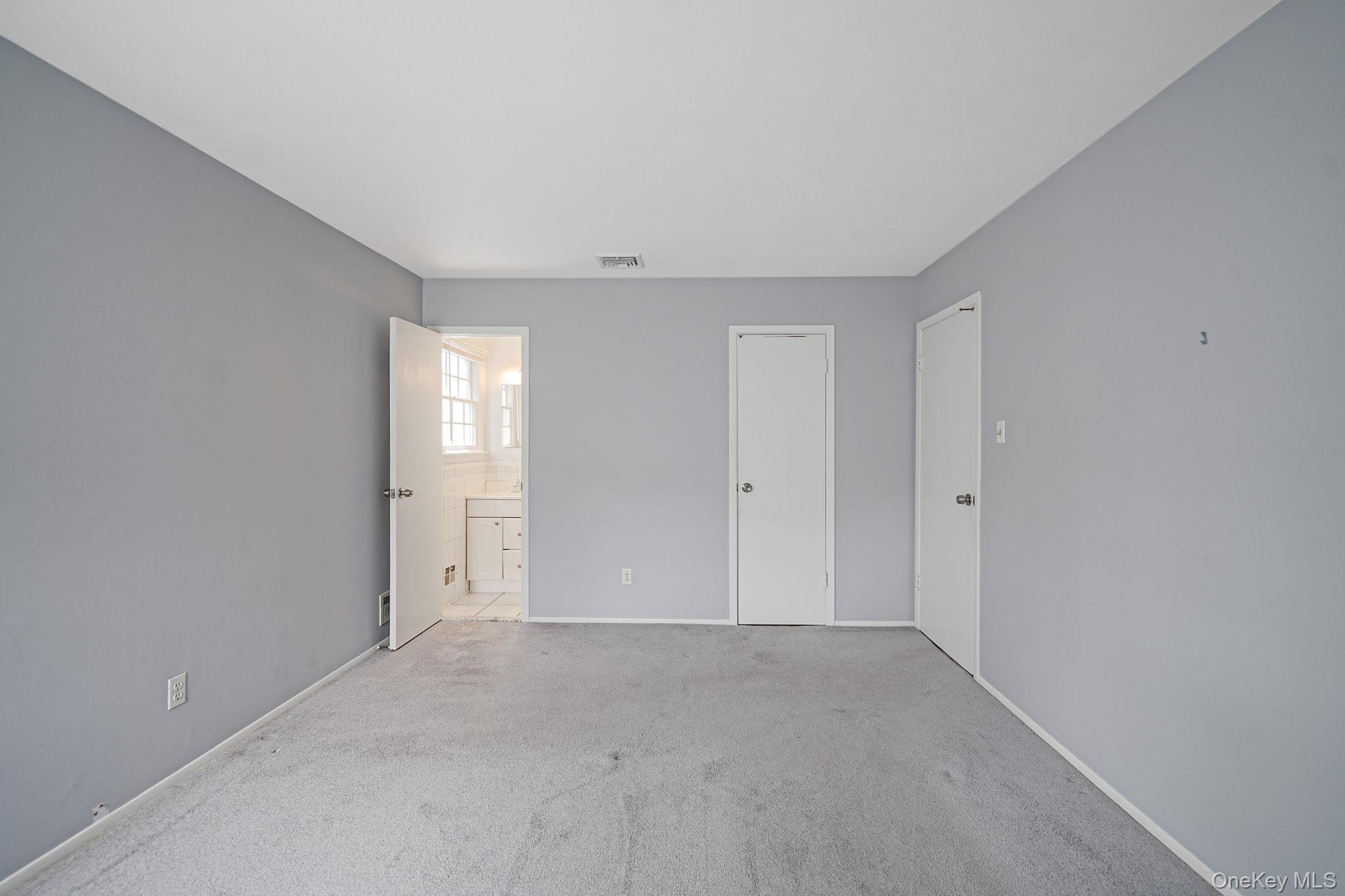 Single Family Bohemia  Suffolk County, NY 11782, MLS-884339-13