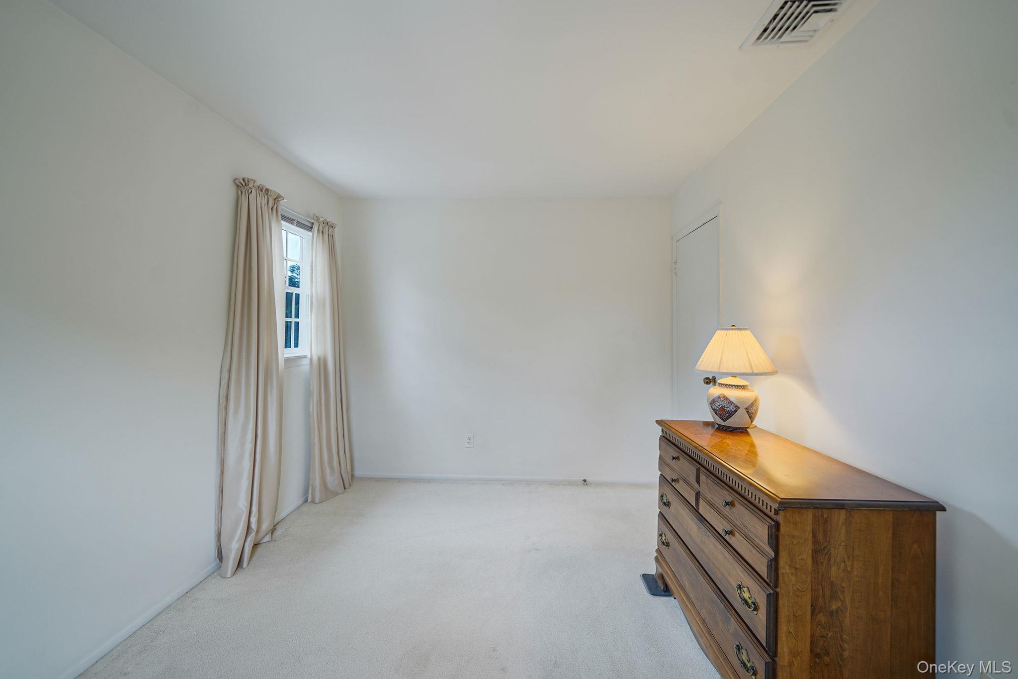 Single Family Bohemia  Suffolk County, NY 11782, MLS-884339-16