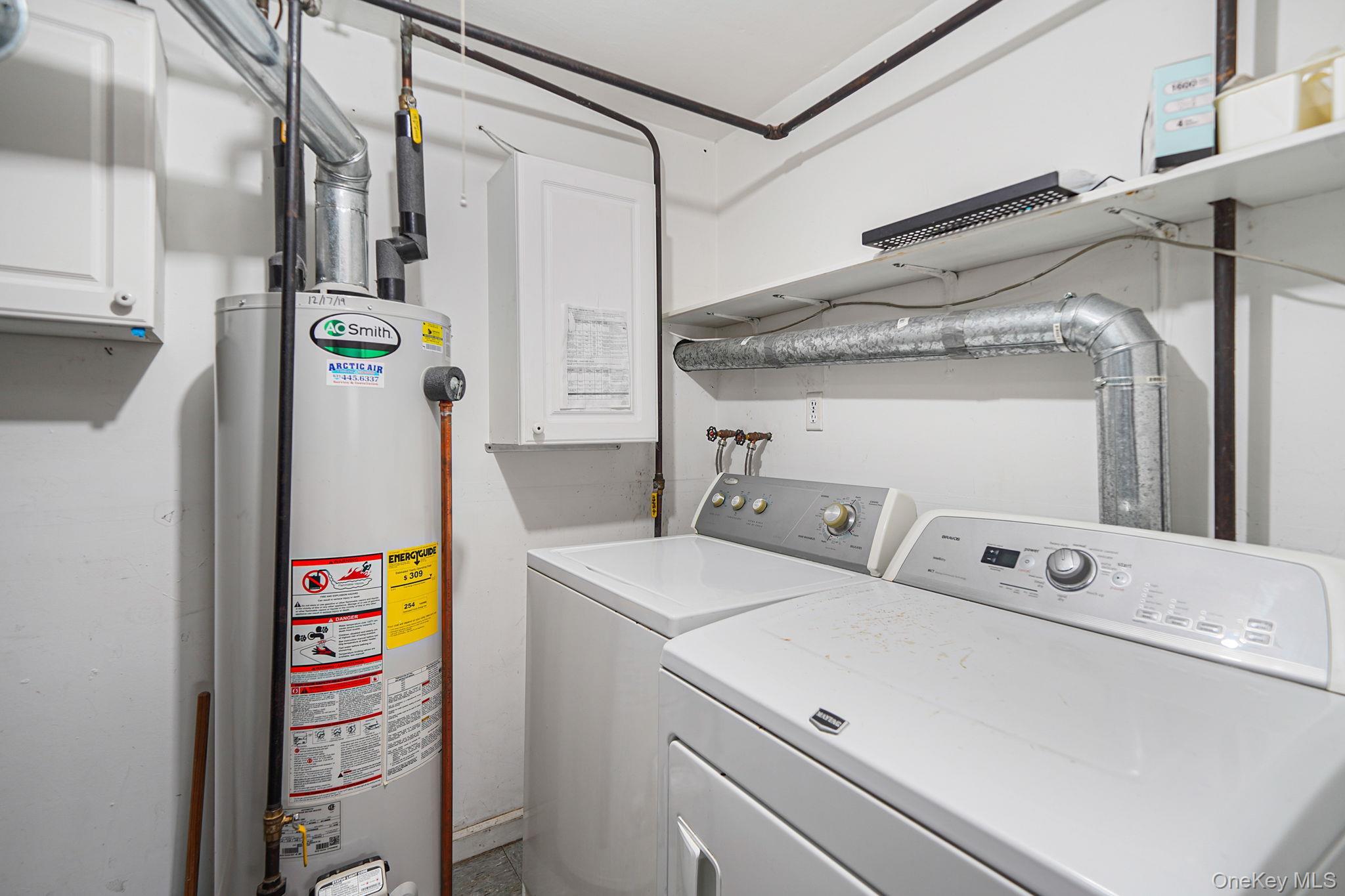 Single Family Bohemia  Suffolk County, NY 11782, MLS-884339-25