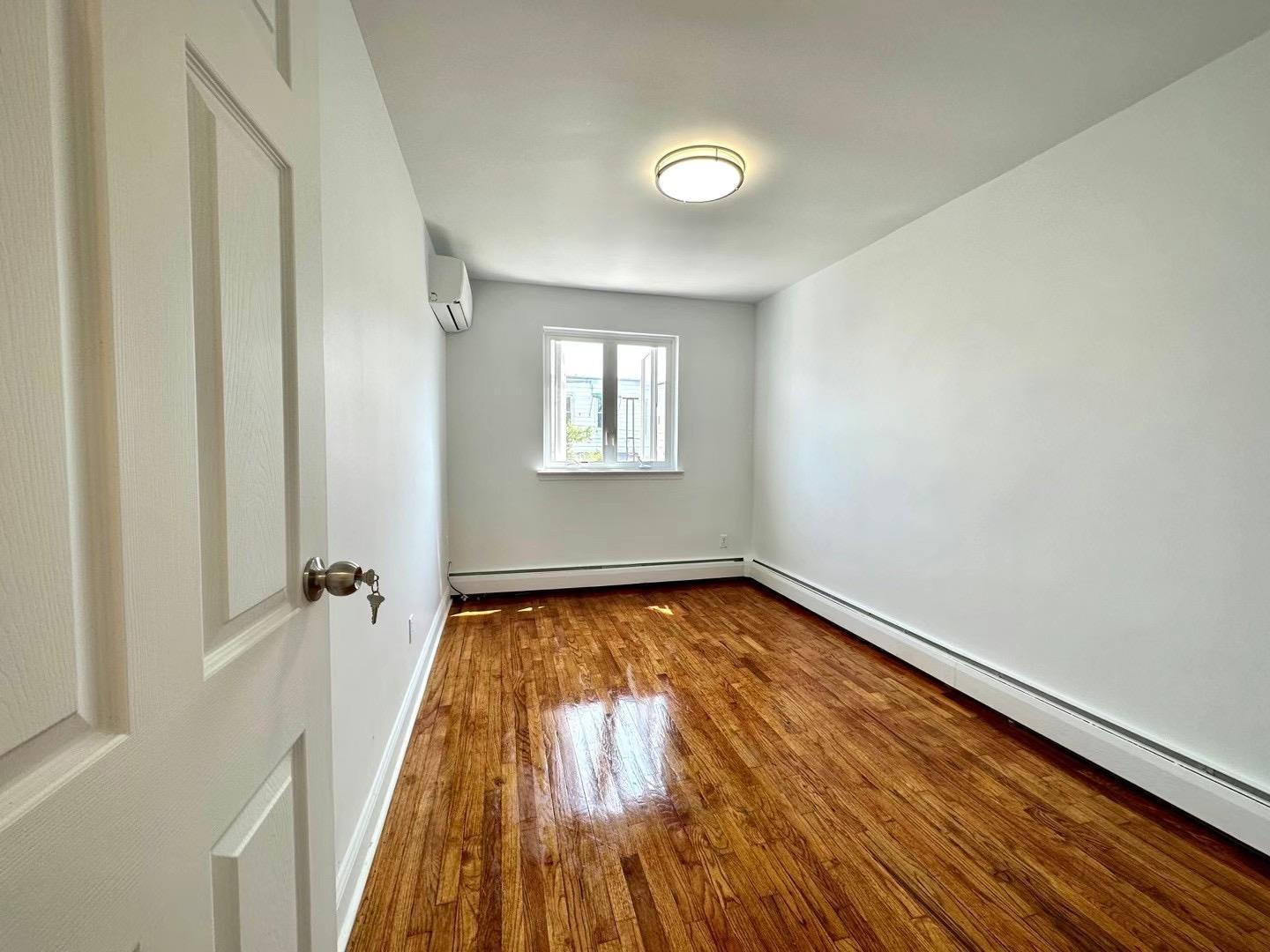 Single Family 73rd  Queens, NY 11379, MLS-884381-6