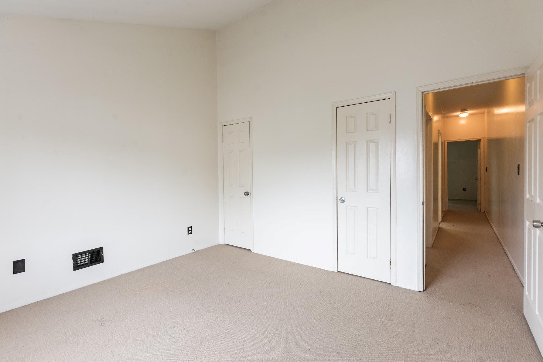 Single Family Skyline  Staten Island, NY 10304, MLS-884405-11