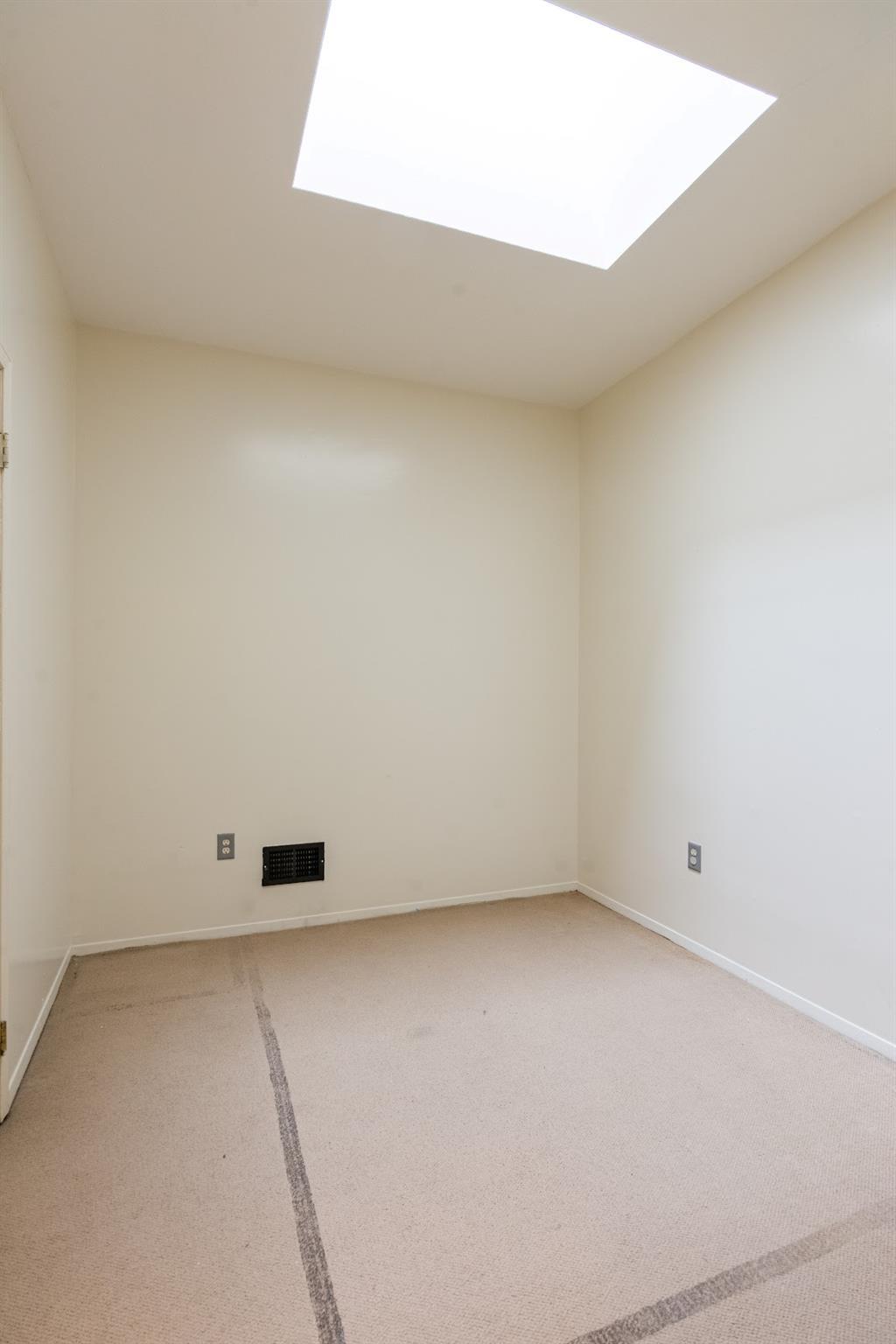 Single Family Skyline  Staten Island, NY 10304, MLS-884405-13