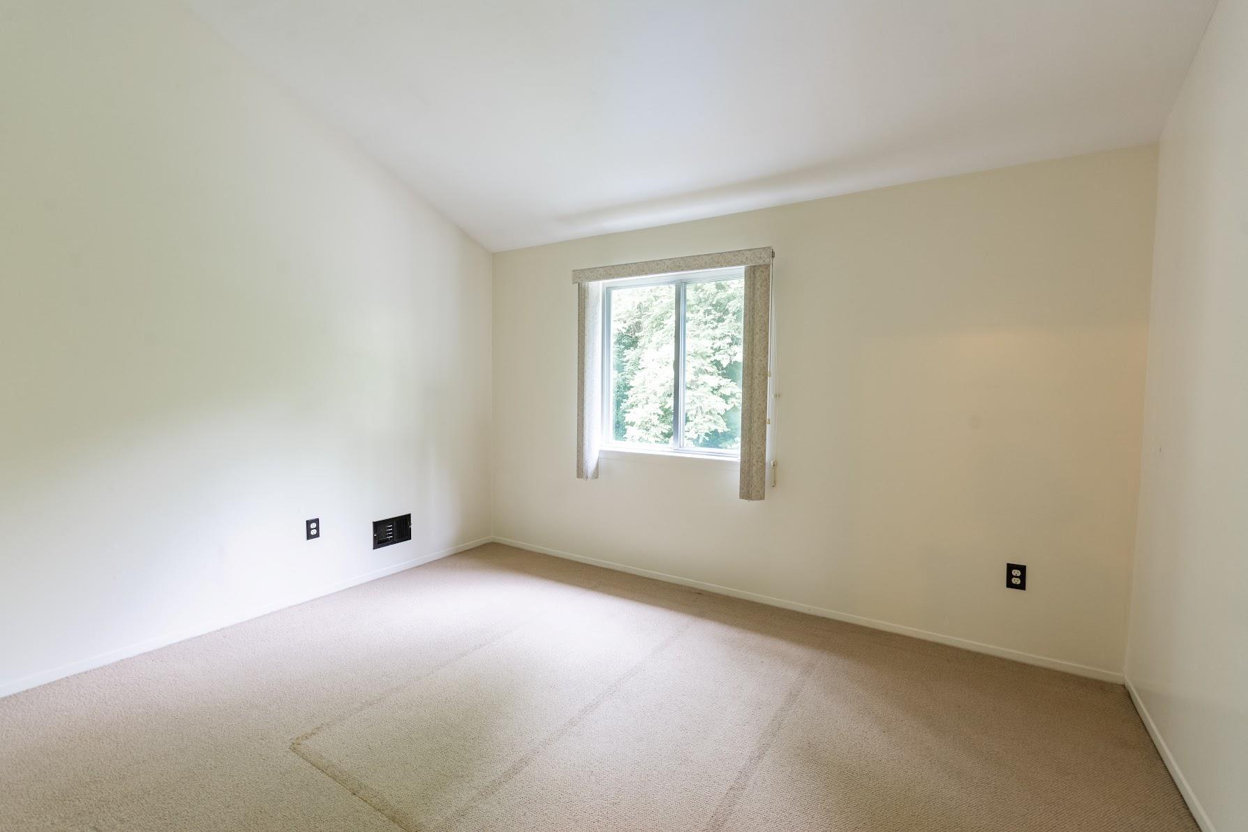 Single Family Skyline  Staten Island, NY 10304, MLS-884405-15