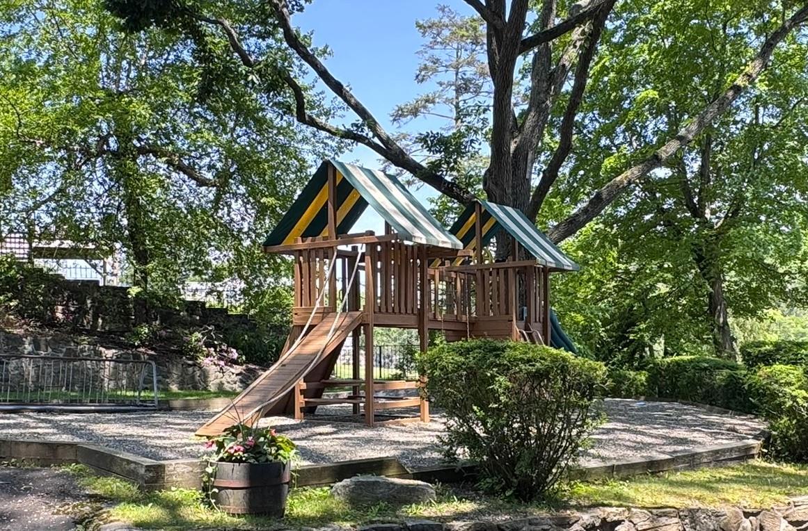 Single Family Vista  Putnam County, NY 10541, MLS-884417-7