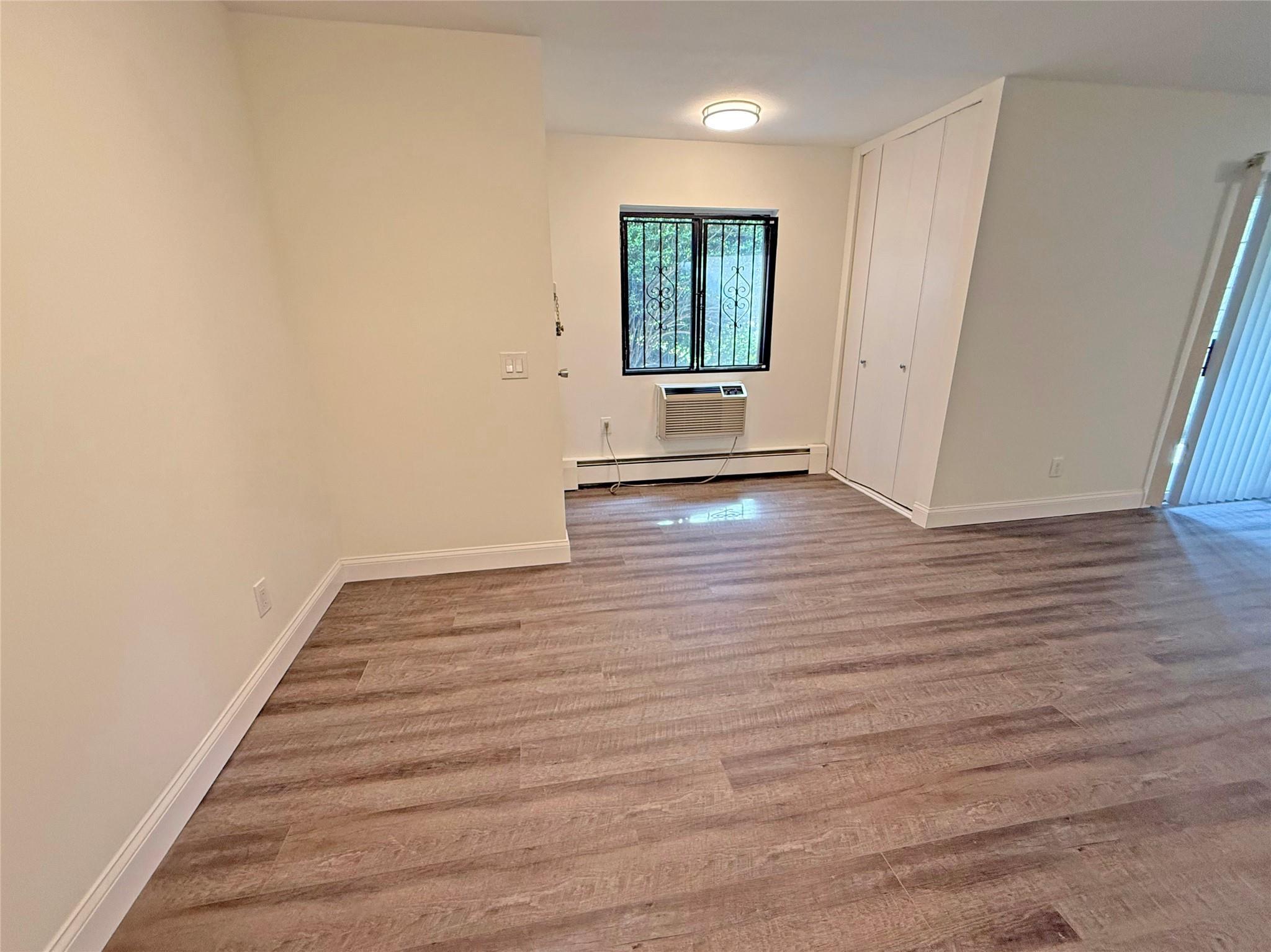 Condo Richmond  Suffolk County, NY 11779, MLS-884420-7