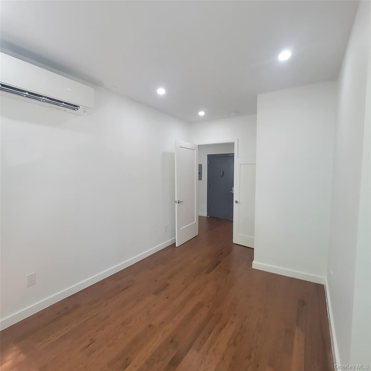 Single Family Strauss Brooklyn, NY 11212, MLS-884425-14