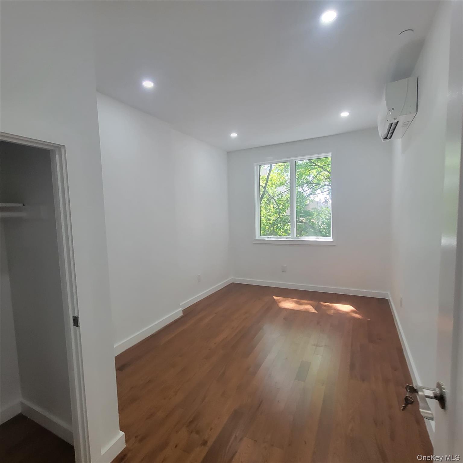 Single Family Strauss Brooklyn, NY 11212, MLS-884425-15