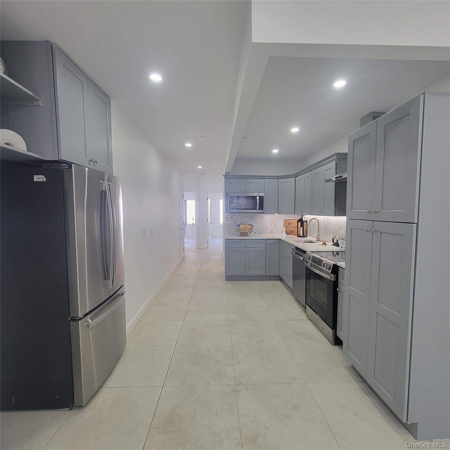 Single Family Strauss Brooklyn, NY 11212, MLS-884425-28