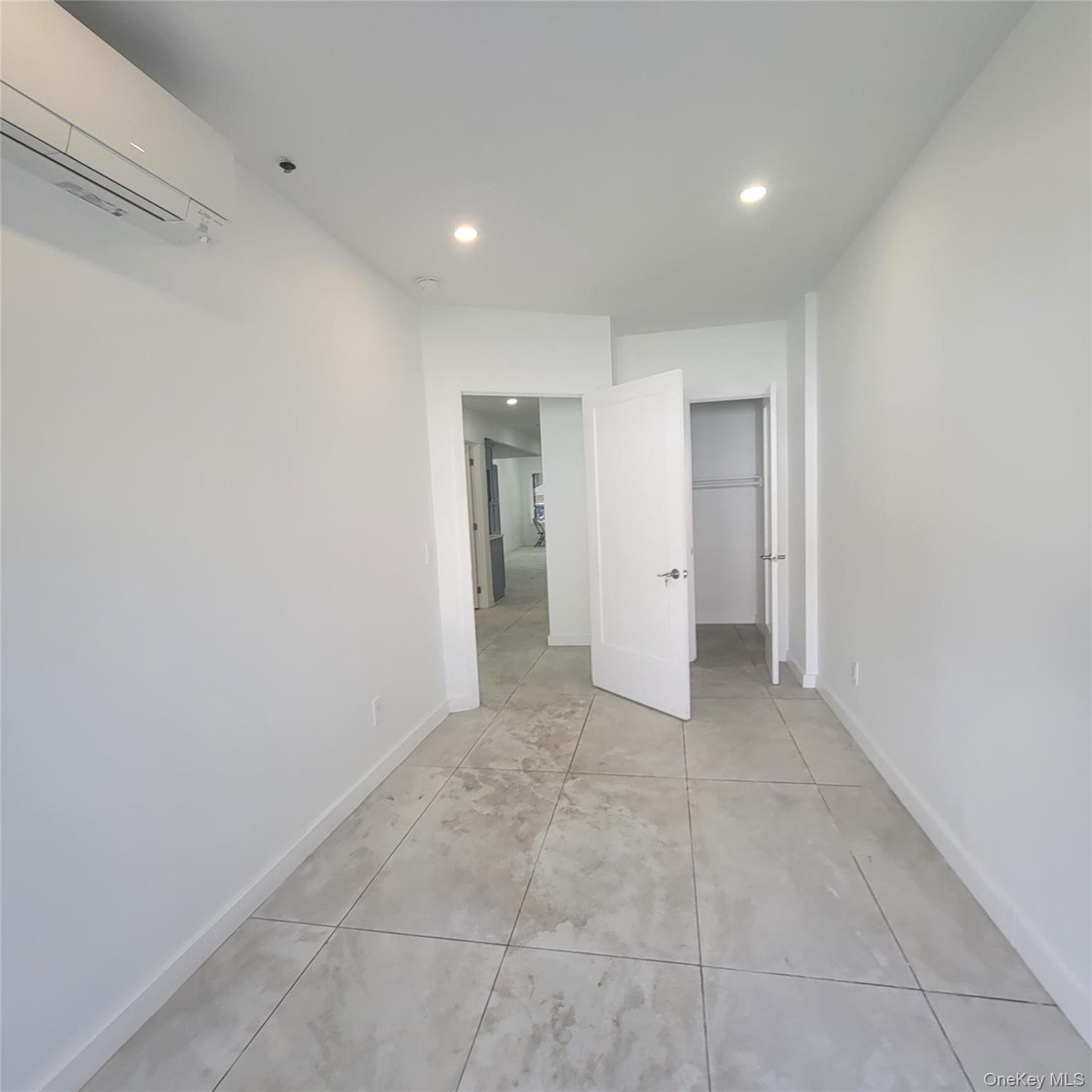 Single Family Strauss Brooklyn, NY 11212, MLS-884425-34