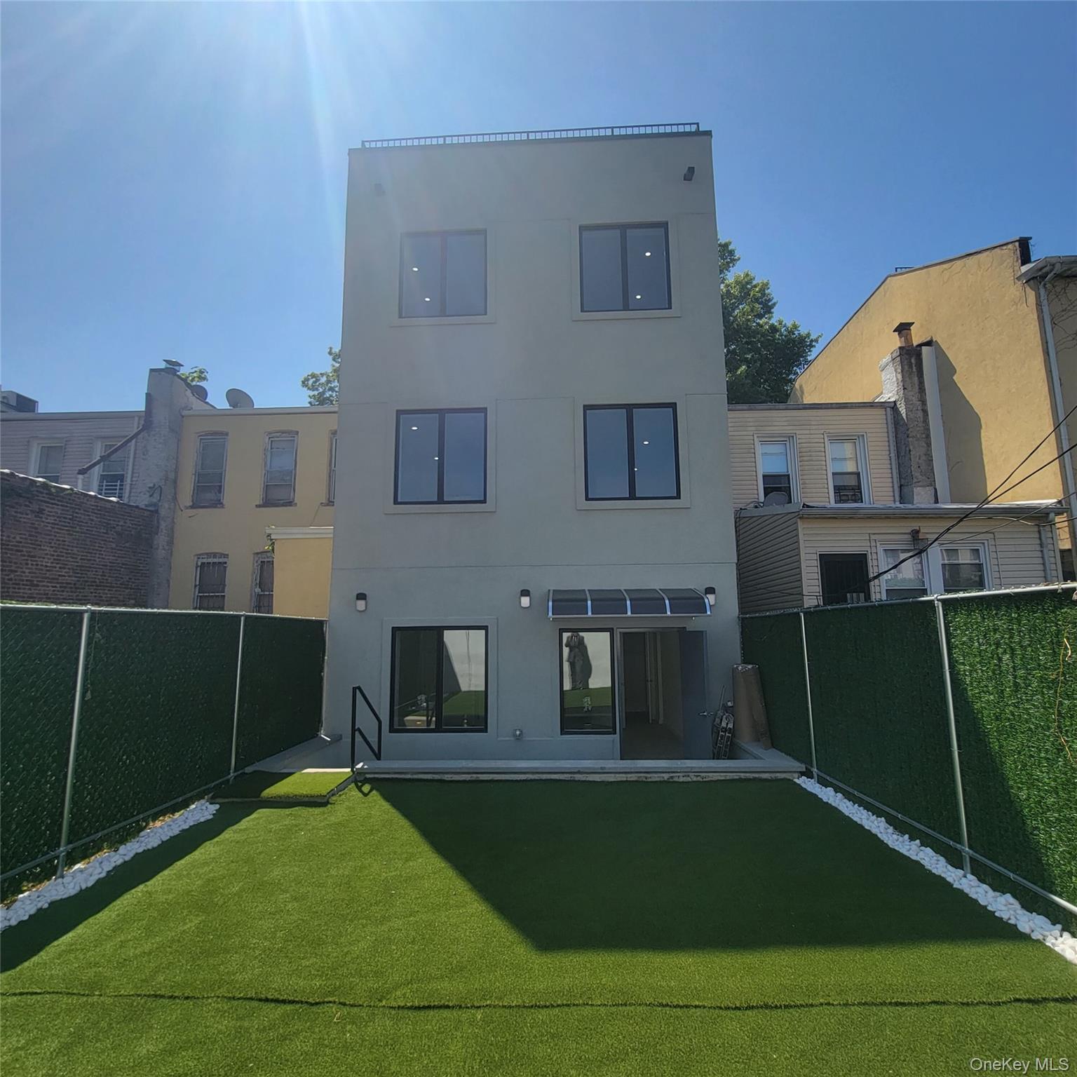 Single Family Strauss Brooklyn, NY 11212, MLS-884425-39