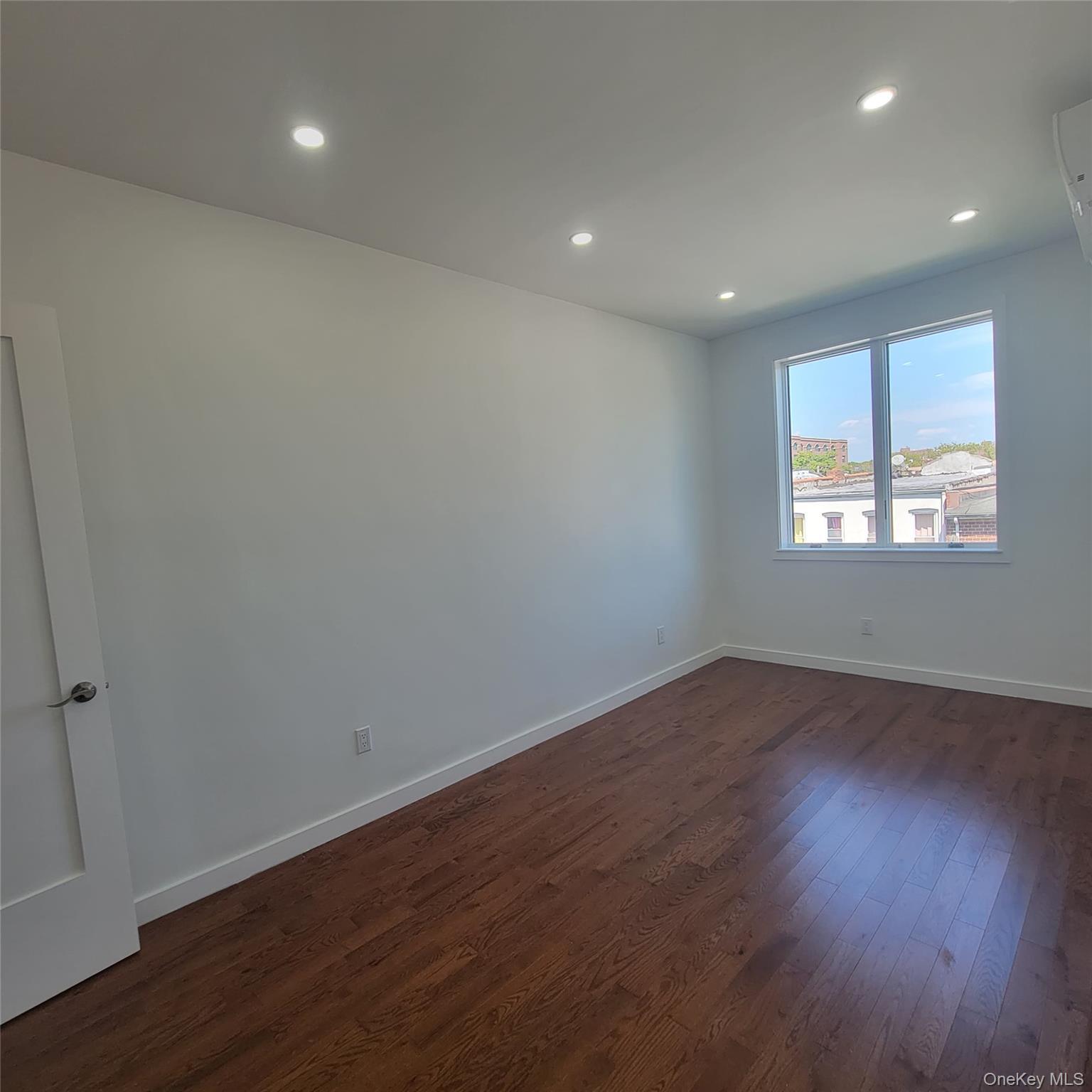 Single Family Strauss Brooklyn, NY 11212, MLS-884425-8