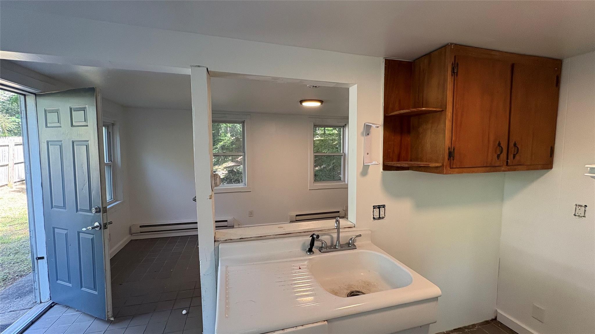 Single Family Airport  Sullivan County, NY 12732, MLS-884428-21