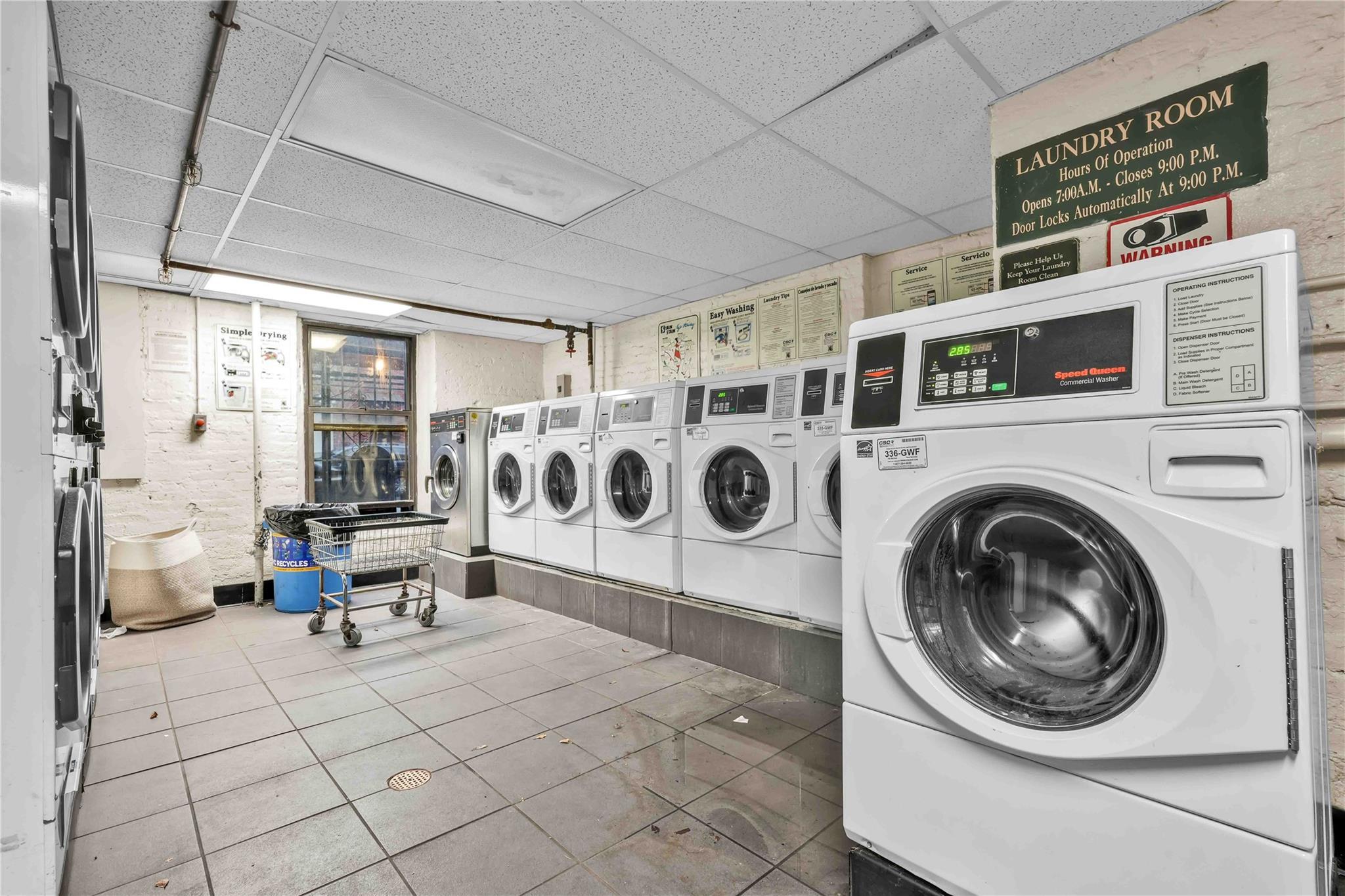 Coop 35  Queens, NY 11105, MLS-884432-7