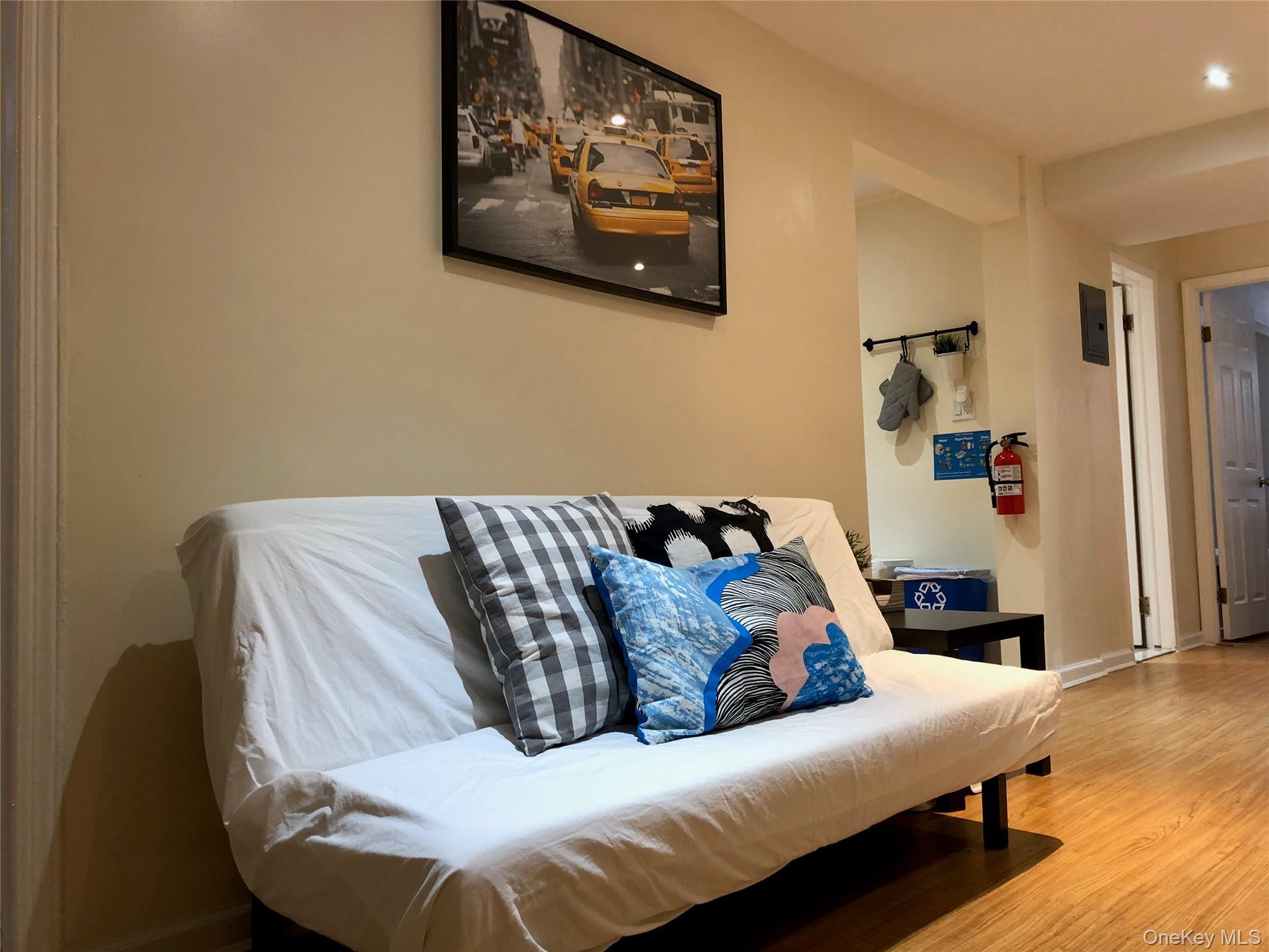 Single Family 24 Queens, NY 11101, MLS-884437-10