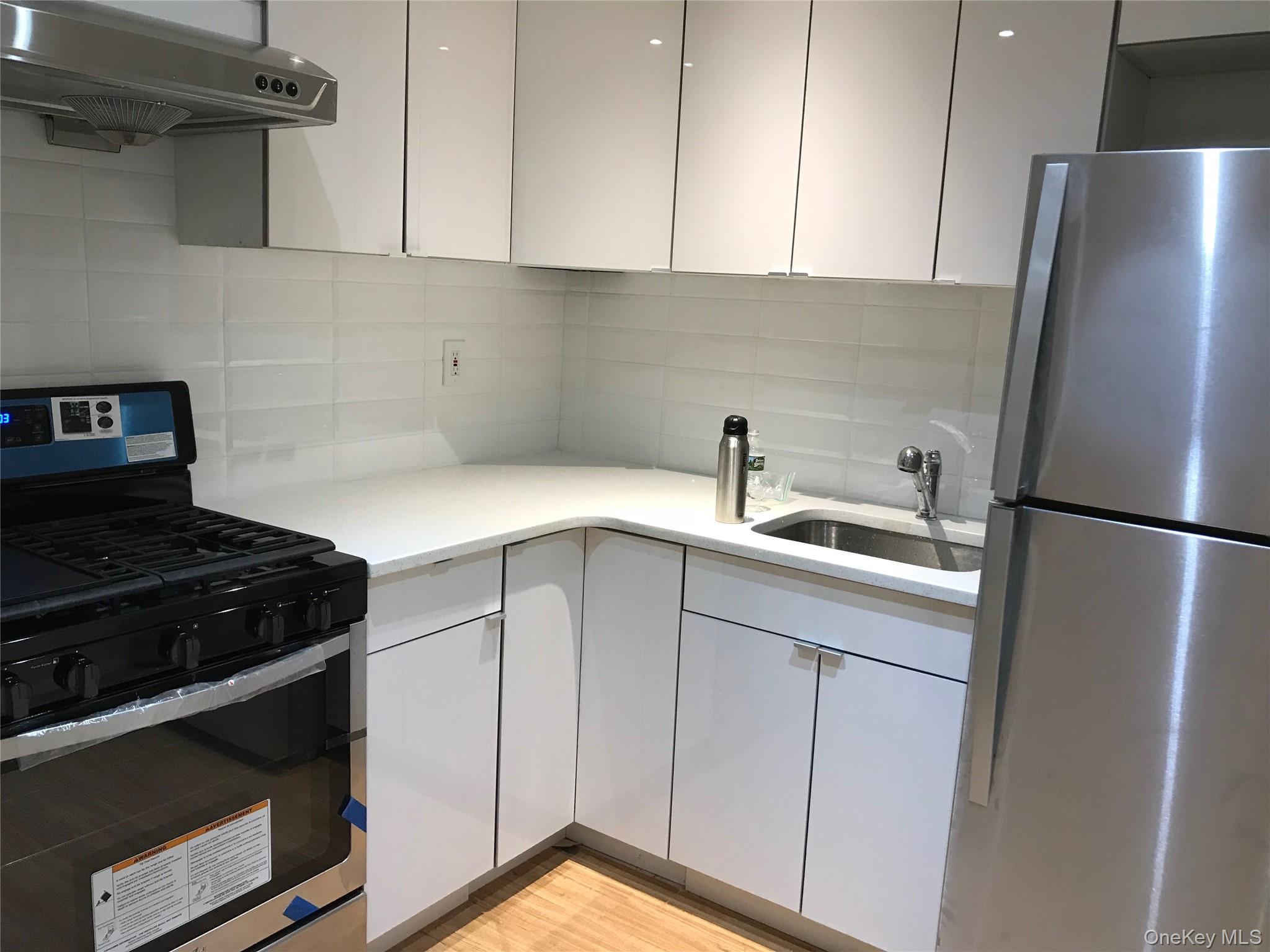 Single Family 24 Queens, NY 11101, MLS-884437-22