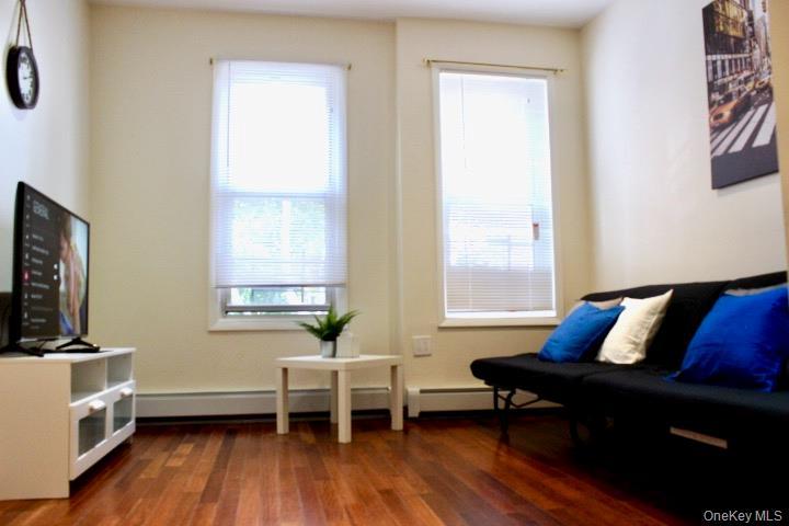 Single Family 24 Queens, NY 11101, MLS-884437-30