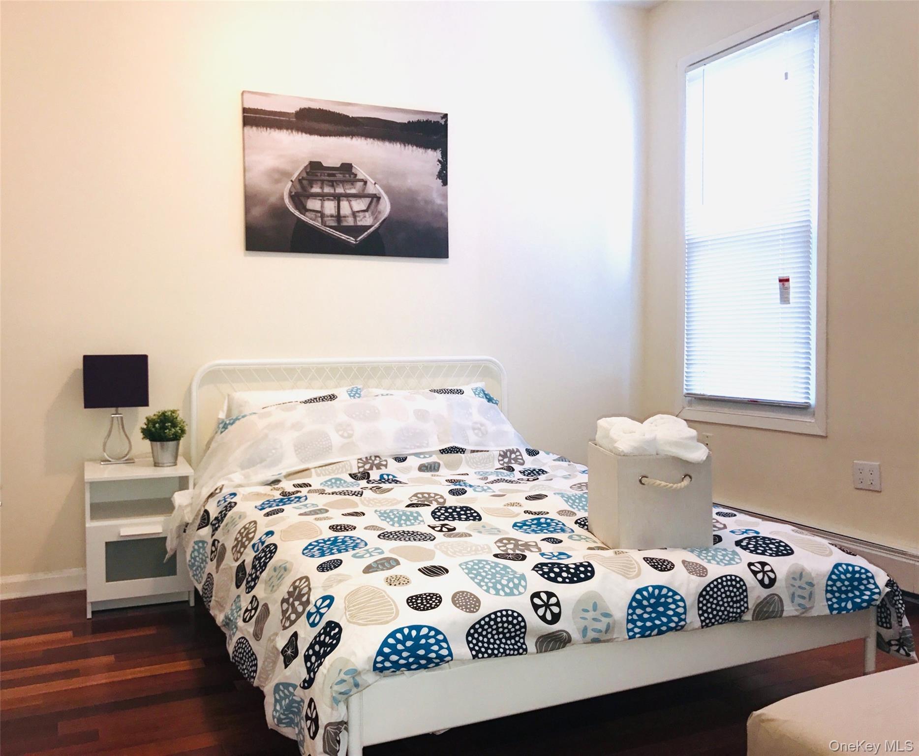 Single Family 24 Queens, NY 11101, MLS-884437-7