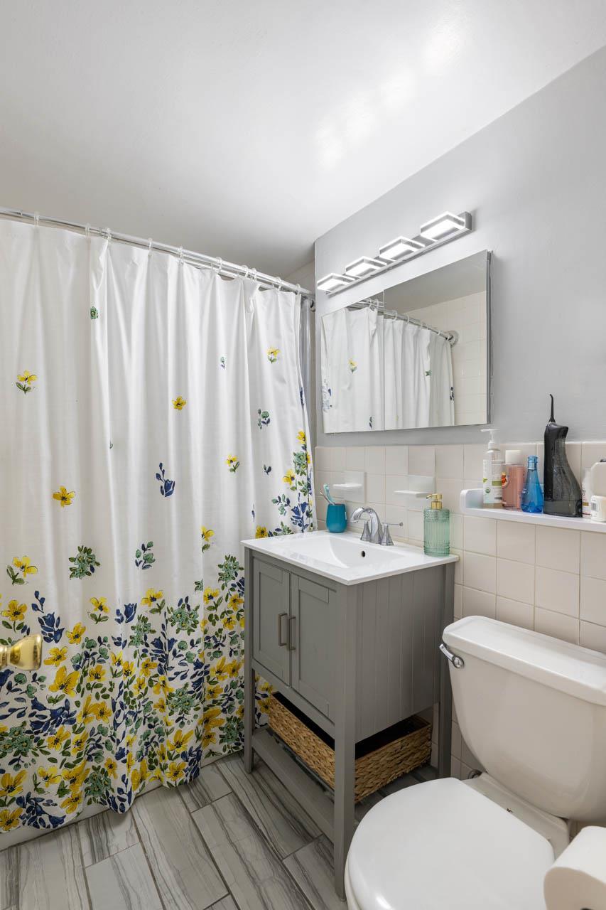 Apartment Henry Hudson  Bronx, NY 10471, MLS-884443-5
