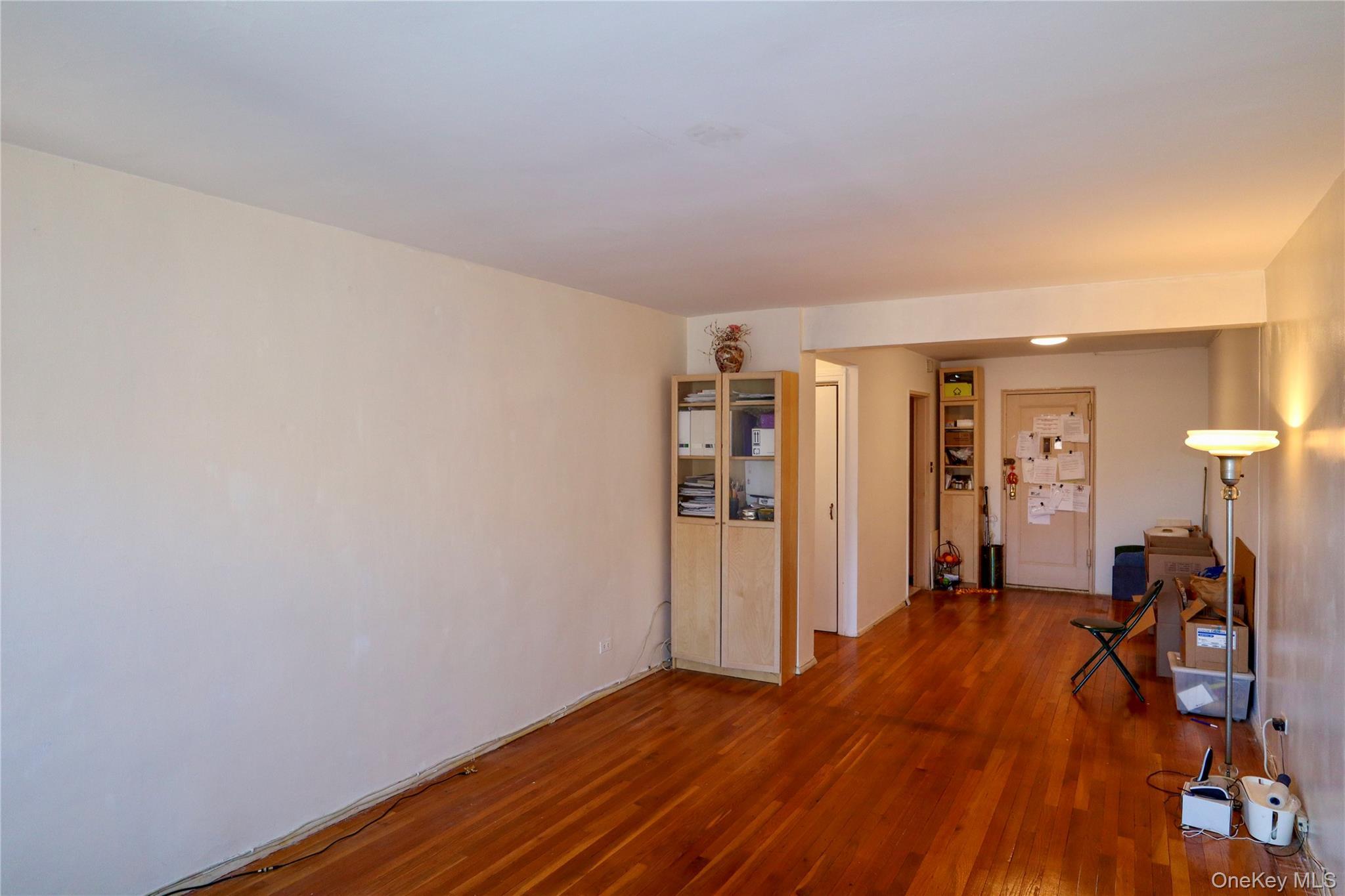 Coop Francis Lewis  Queens, NY 11427, MLS-884497-5