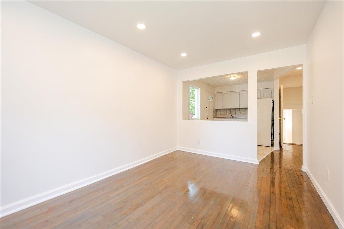 Single Family Avenue M  Brooklyn, NY 11234, MLS-884548-12