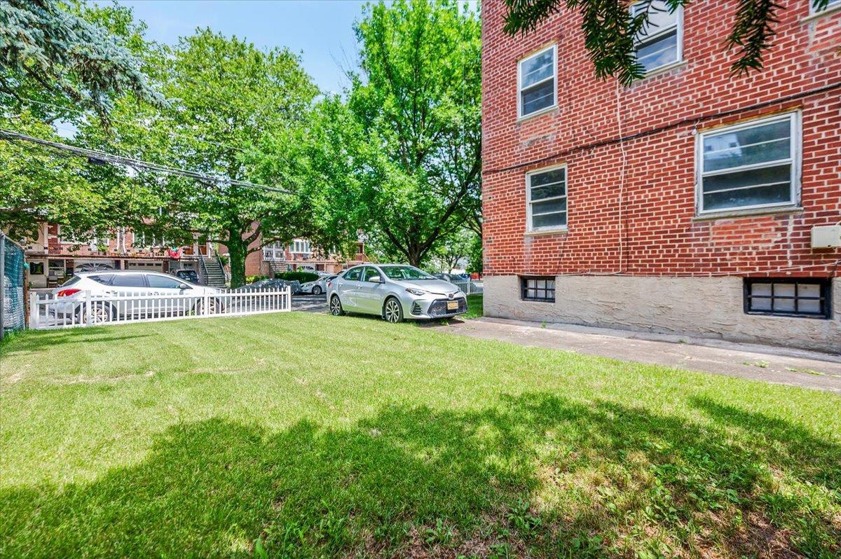 Single Family Avenue M  Brooklyn, NY 11234, MLS-884548-18