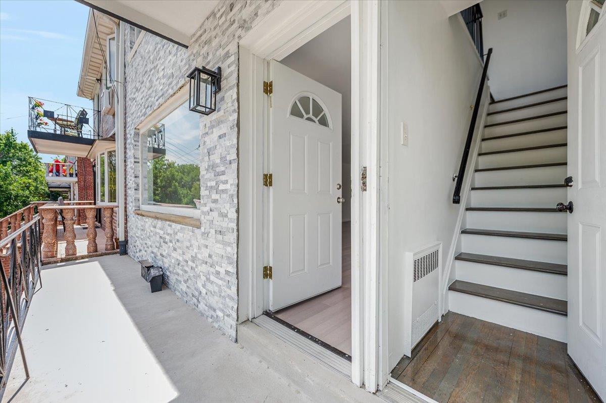 Single Family Avenue M  Brooklyn, NY 11234, MLS-884548-2