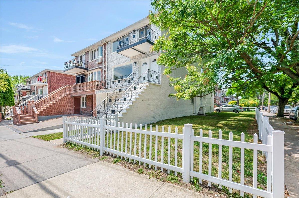 Single Family Avenue M  Brooklyn, NY 11234, MLS-884548-20