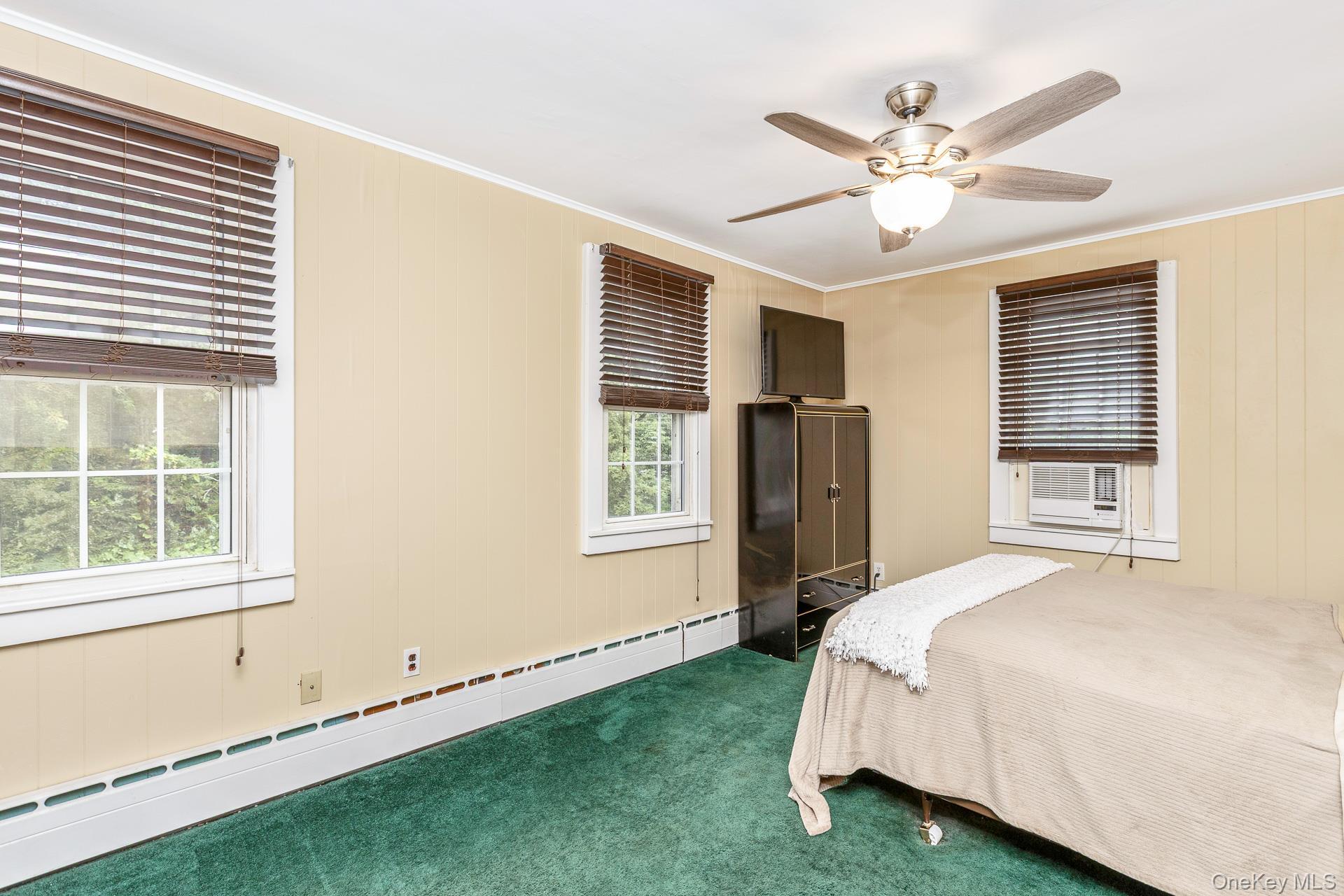 Single Family Garfield Suffolk County, NY 11767, MLS-884569-18