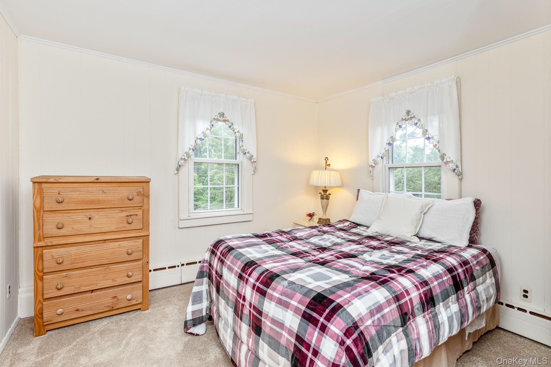 Single Family Garfield Suffolk County, NY 11767, MLS-884569-19