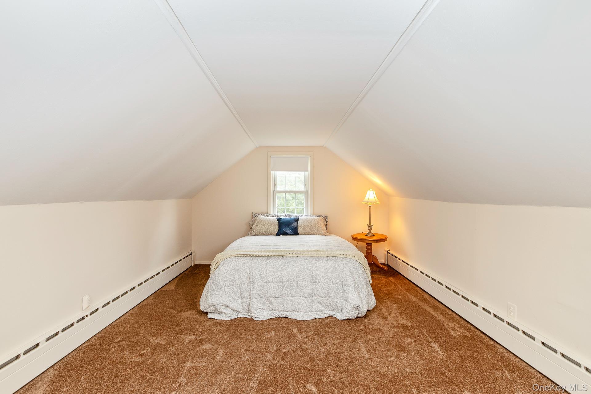 Single Family Garfield Suffolk County, NY 11767, MLS-884569-20