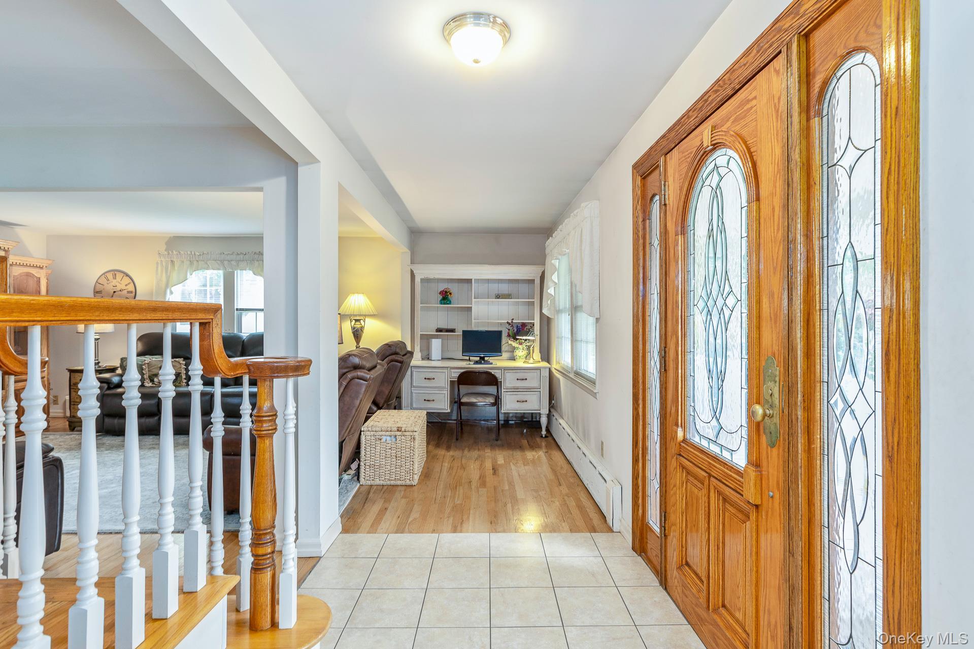 Single Family Garfield Suffolk County, NY 11767, MLS-884569-7