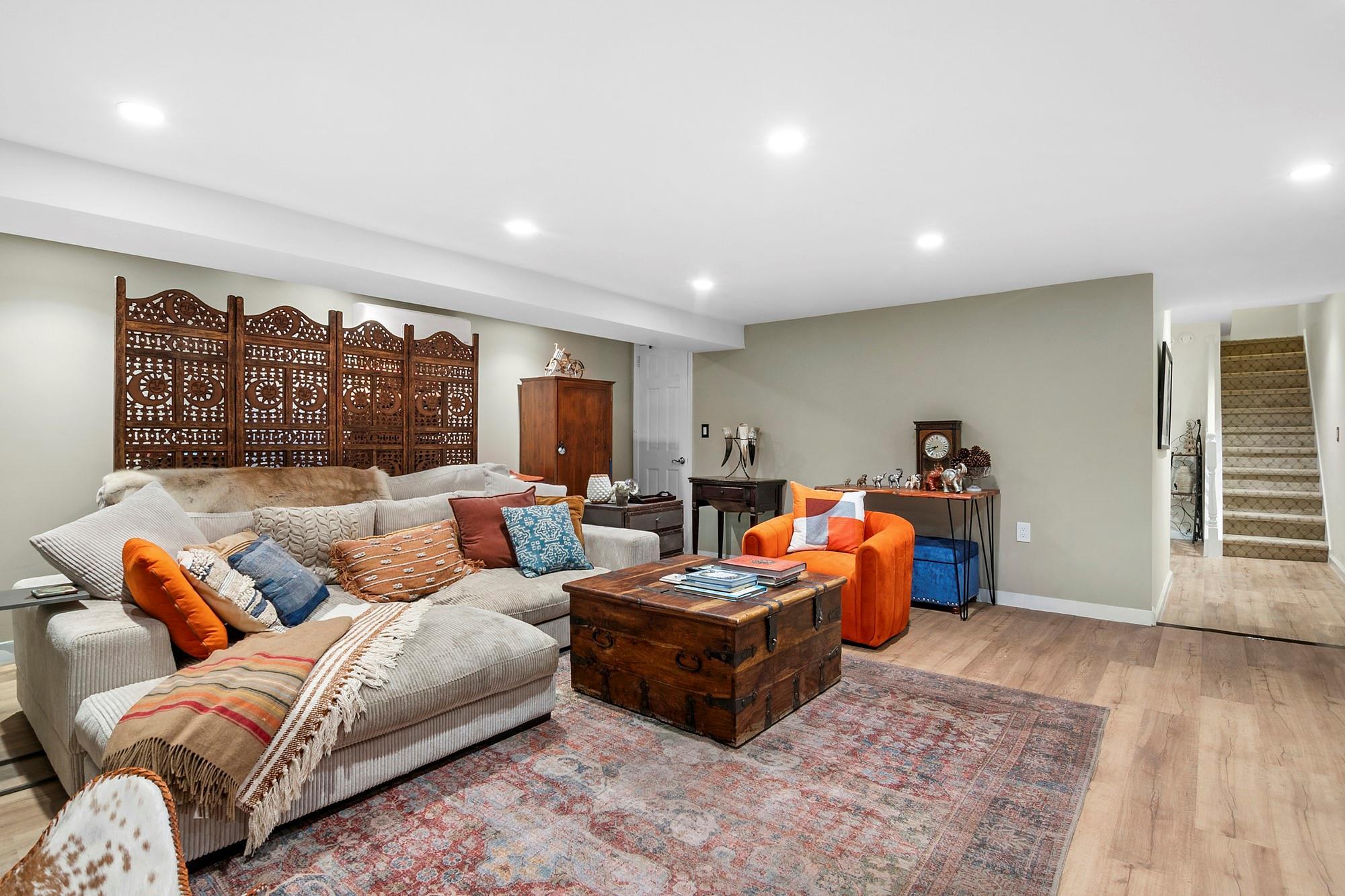 Single Family 68th Avenue  Queens, NY 11375, MLS-884577-26