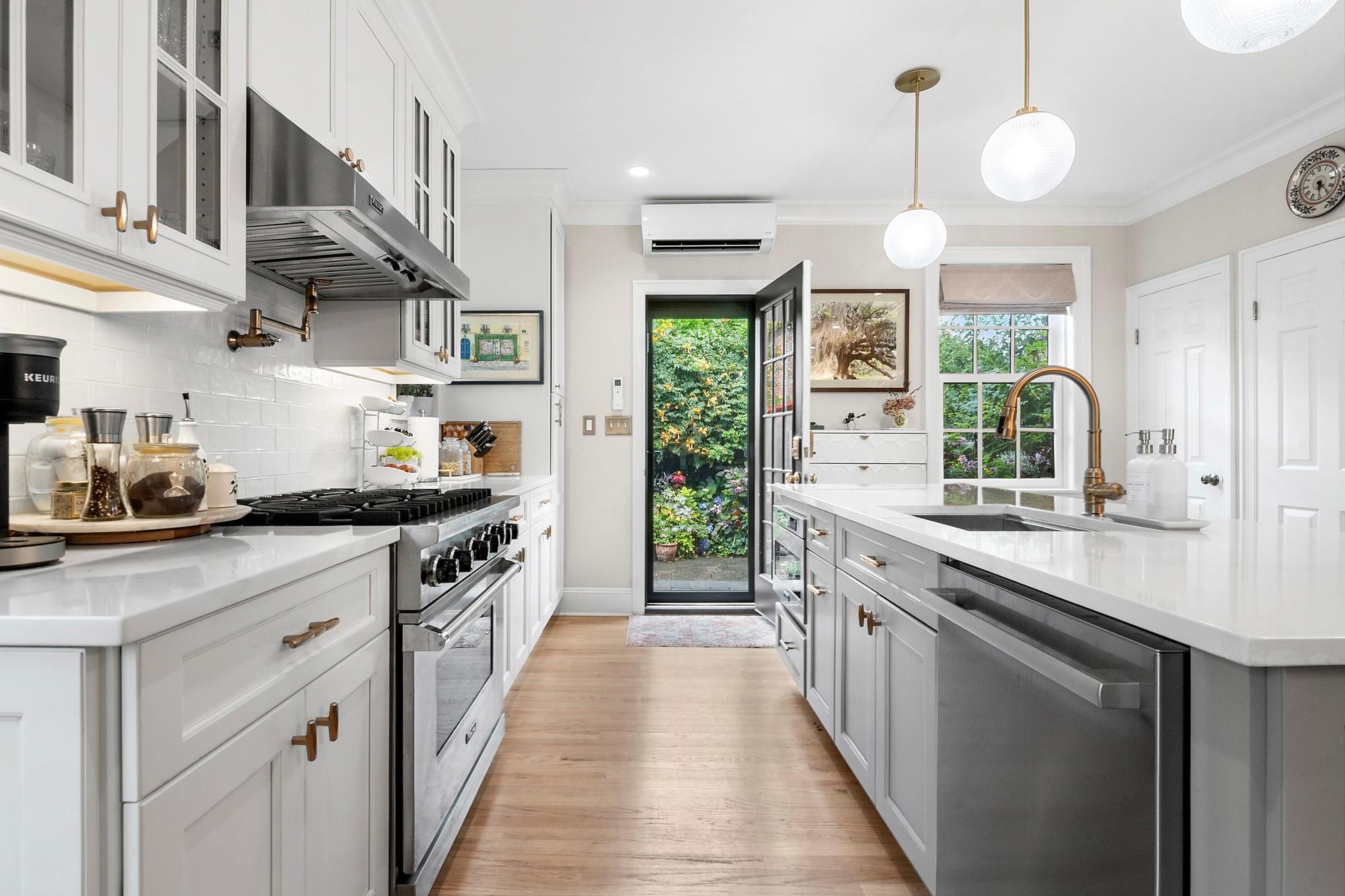 Single Family 68th Avenue  Queens, NY 11375, MLS-884577-9