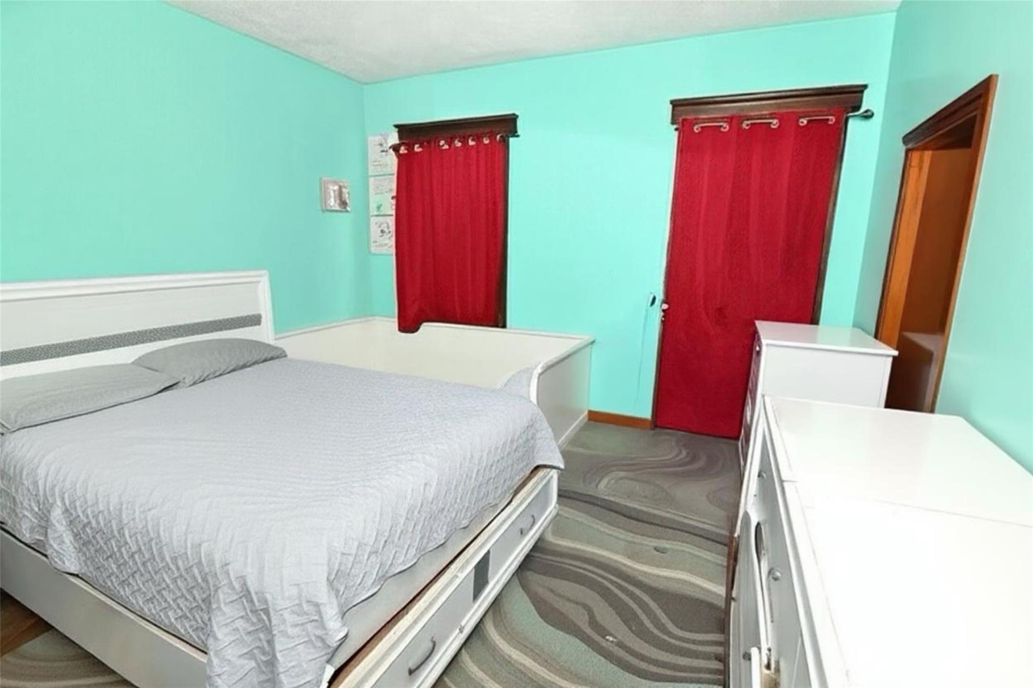 Single Family 93rd  Queens, NY 11416, MLS-884583-17